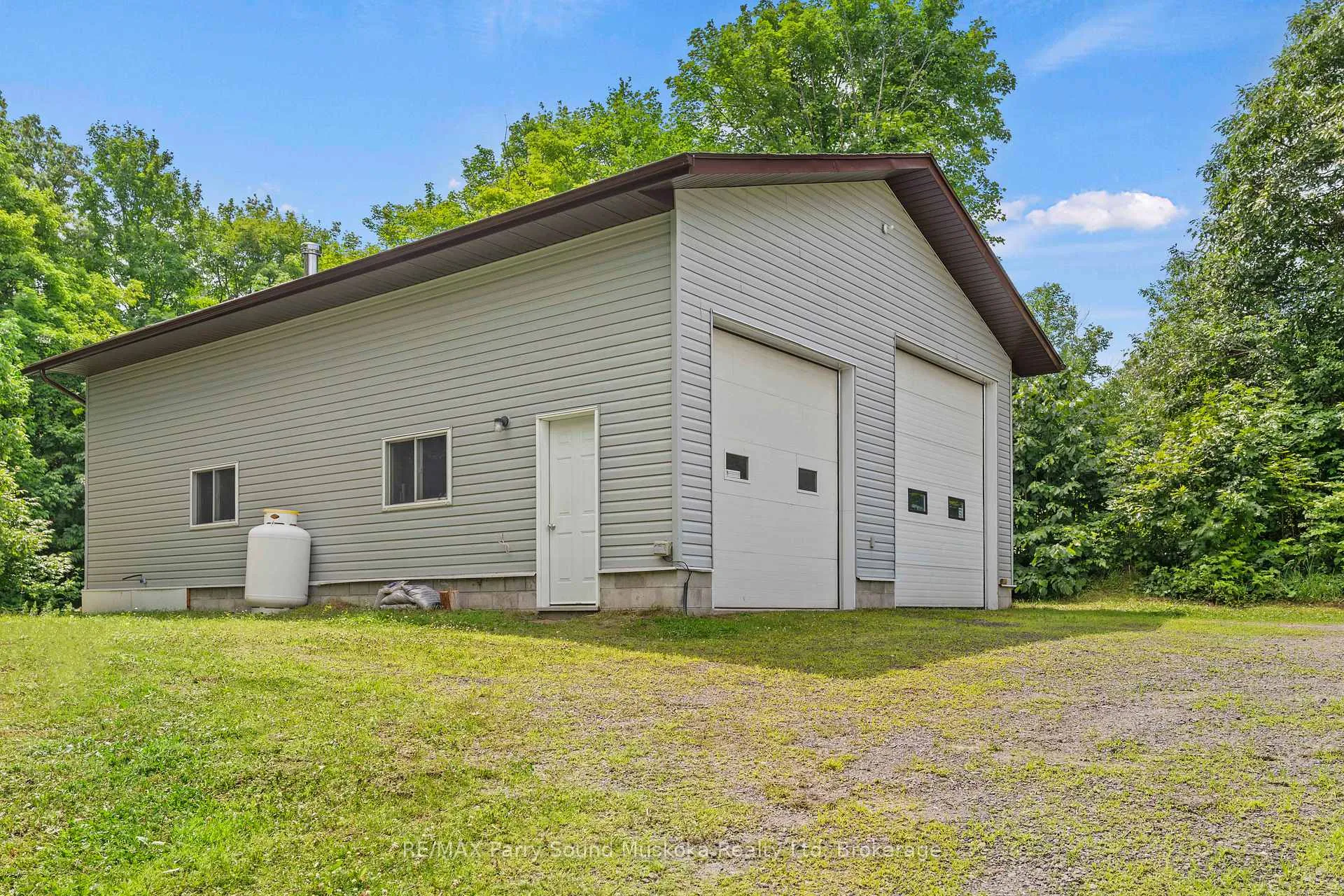 Photo 3 of 88 Black Road, Seguin — HOMEH