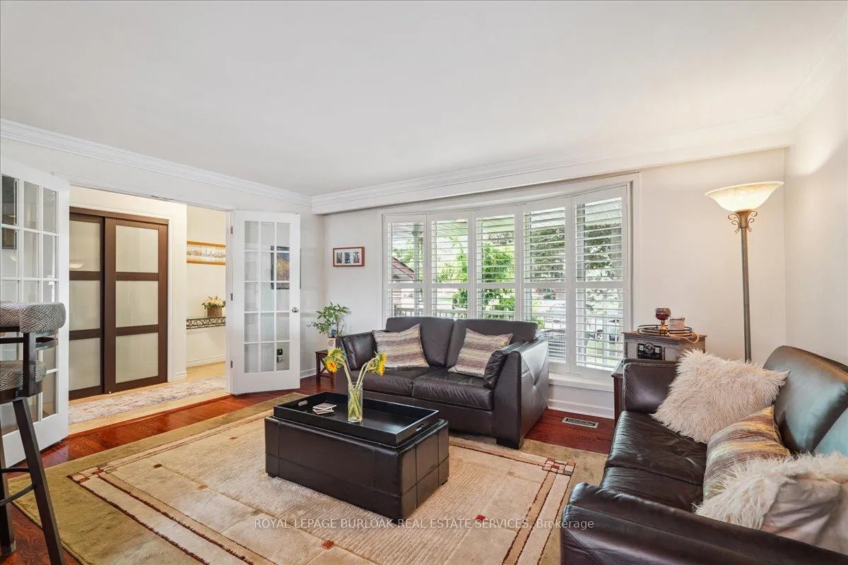 Photo 11 of 510 Fenwick Place, Burlington, Roseland — HOMEH