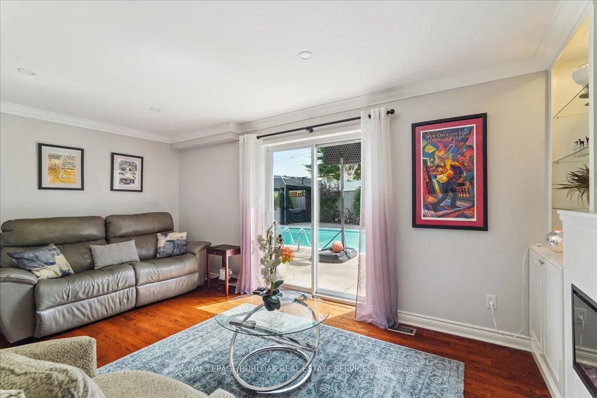 Photo 19 of 510 Fenwick Place, Burlington, Roseland — HOMEH