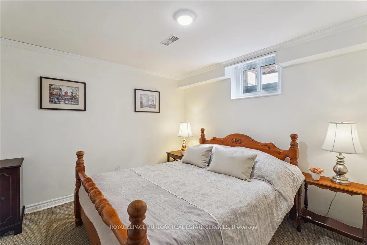 Photo 31 of 510 Fenwick Place, Burlington, Roseland — HOMEH