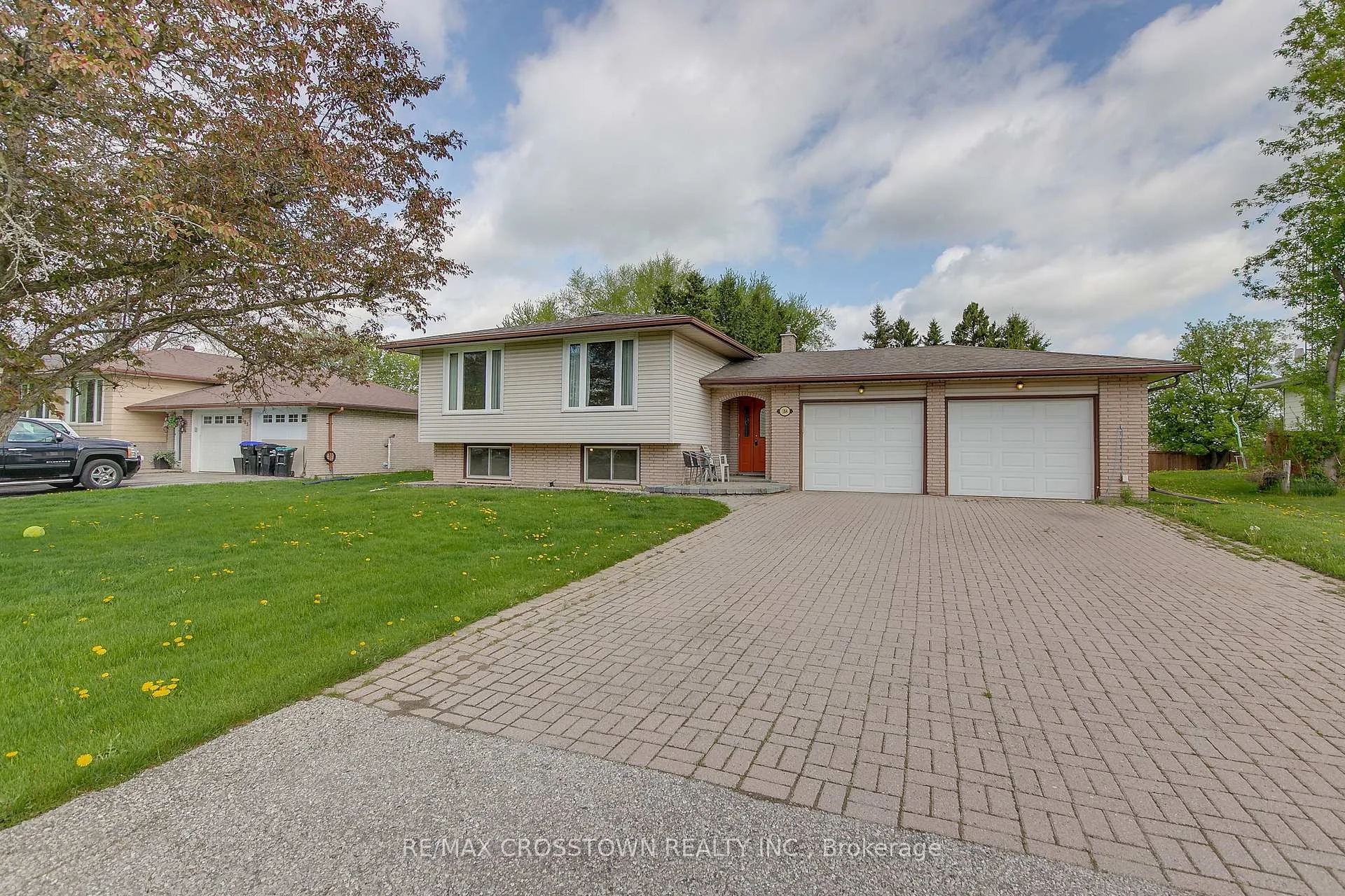 Photo 3 of 184 Murphy Road, Essa, Baxter — HOMEH