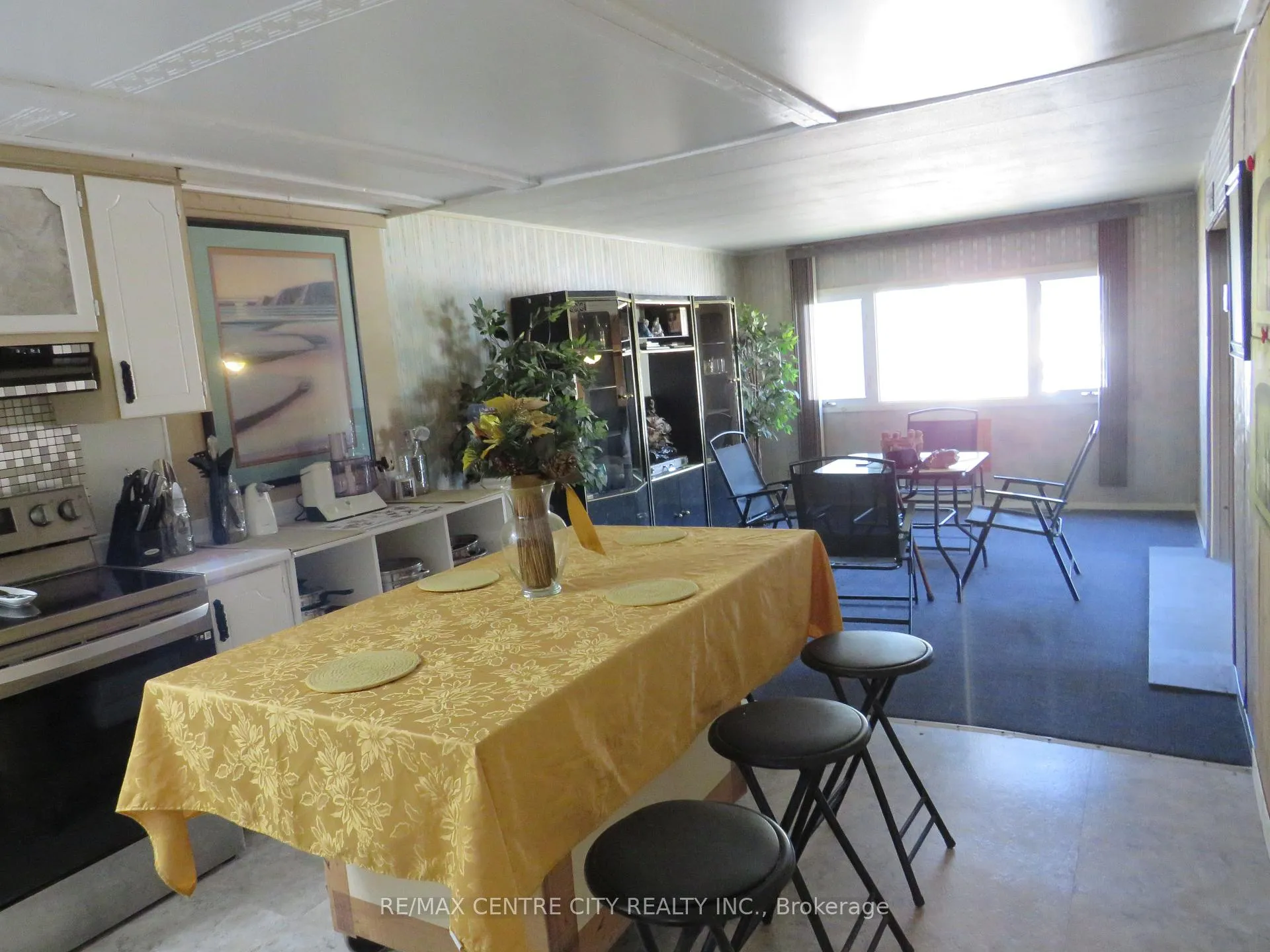 Photo 2 of Unit 4, 3902 Dundas Street E, Thames Centre, Rural Thames Centre — HOMEH