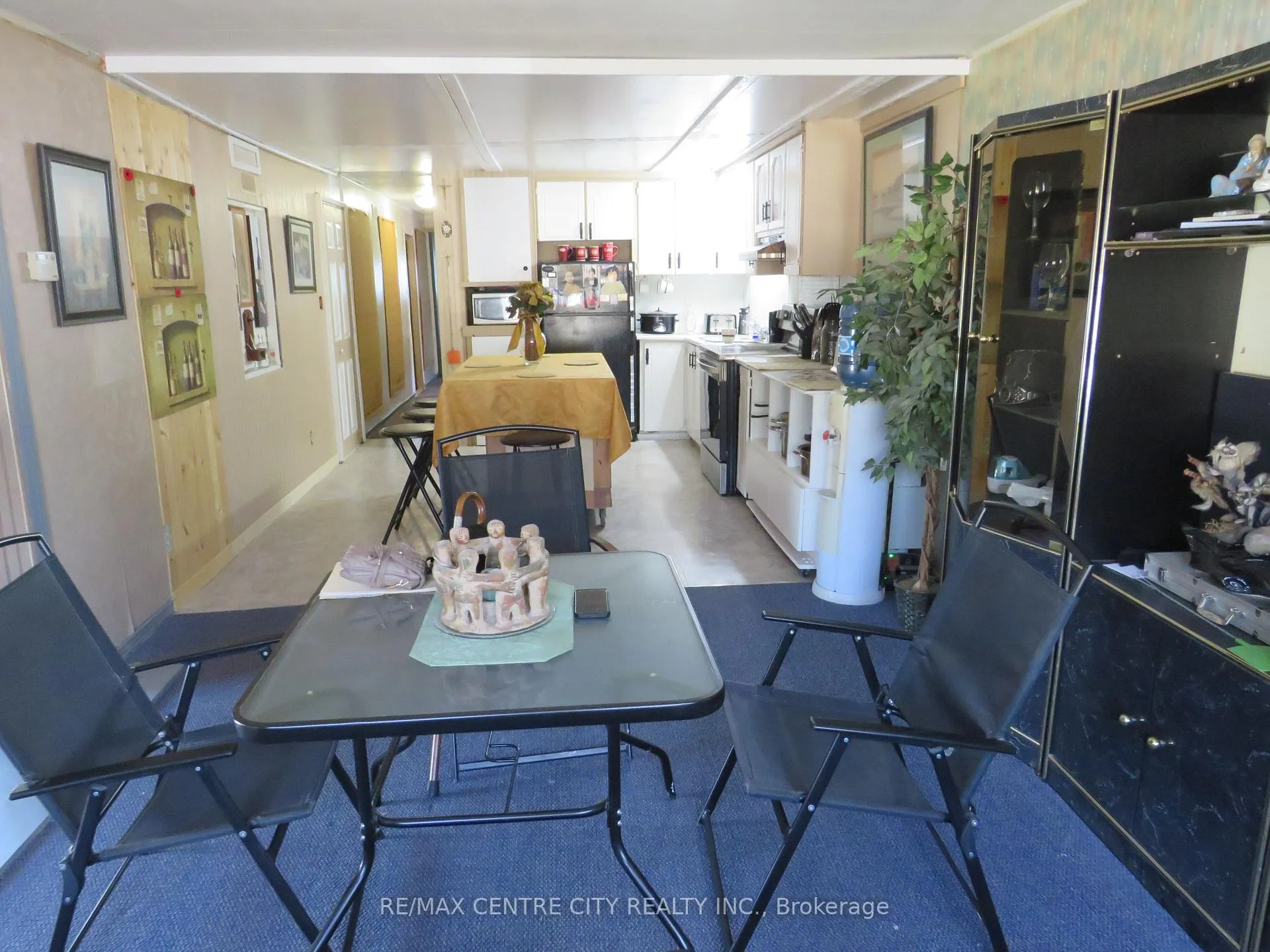 Photo 7 of Unit 4, 3902 Dundas Street E, Thames Centre, Rural Thames Centre — HOMEH