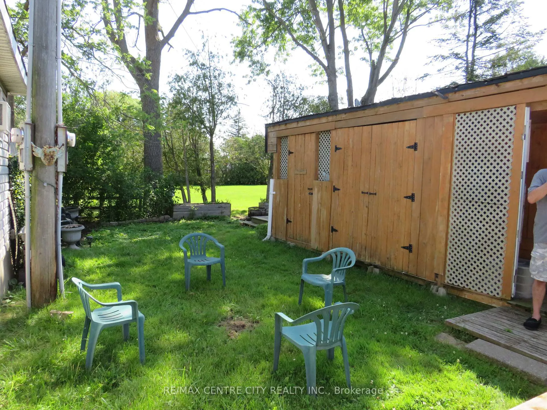Photo 24 of Unit 4, 3902 Dundas Street E, Thames Centre, Rural Thames Centre — HOMEH