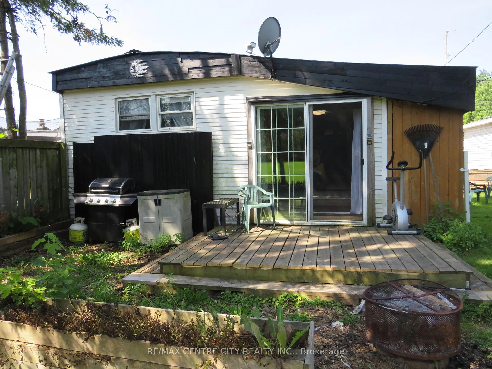 Photo 27 of Unit 4, 3902 Dundas Street E, Thames Centre, Rural Thames Centre — HOMEH