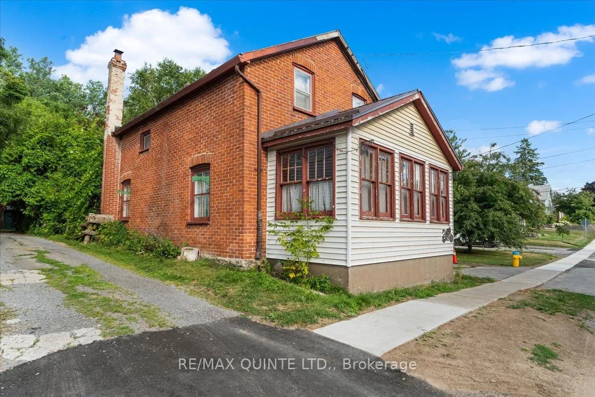 Photo 1 of 59 John Street, Stirling-Rawdon, Stirling Ward — HOMEH