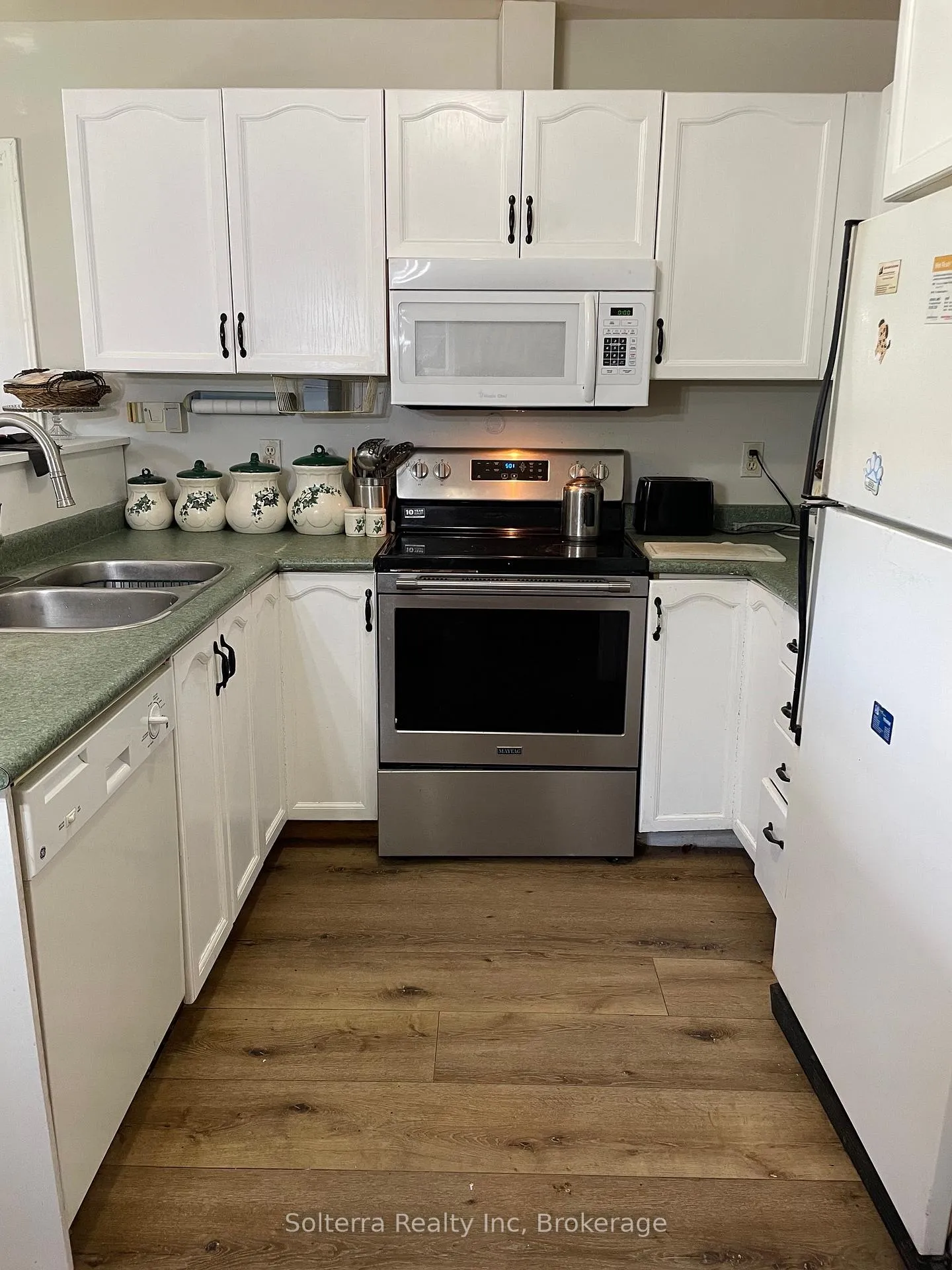 Photo 4 of 960 First Street S, Gravenhurst, Muskoka (S) — HOMEH
