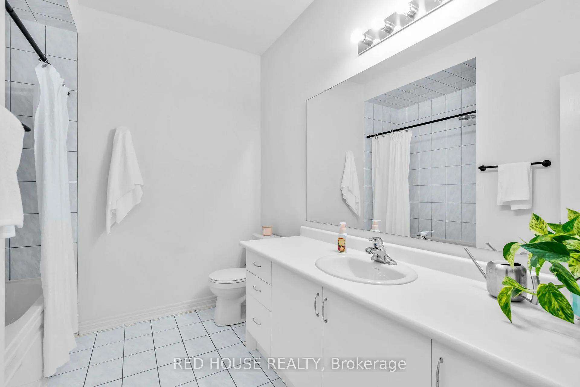 Photo 25 of 58 Hager Creek Terrace, Hamilton, Waterdown — HOMEH