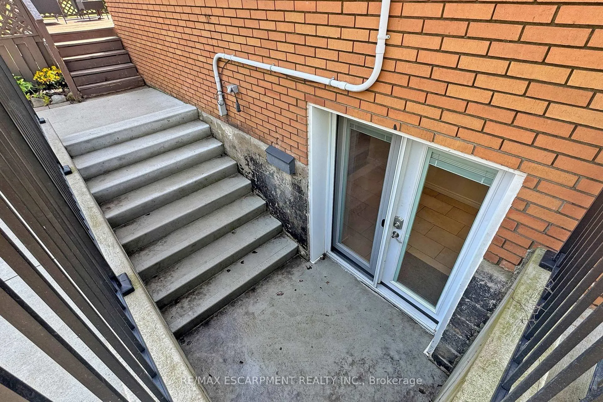 Photo 25 of 14 Algonquin Avenue, Hamilton, Greensville — HOMEH