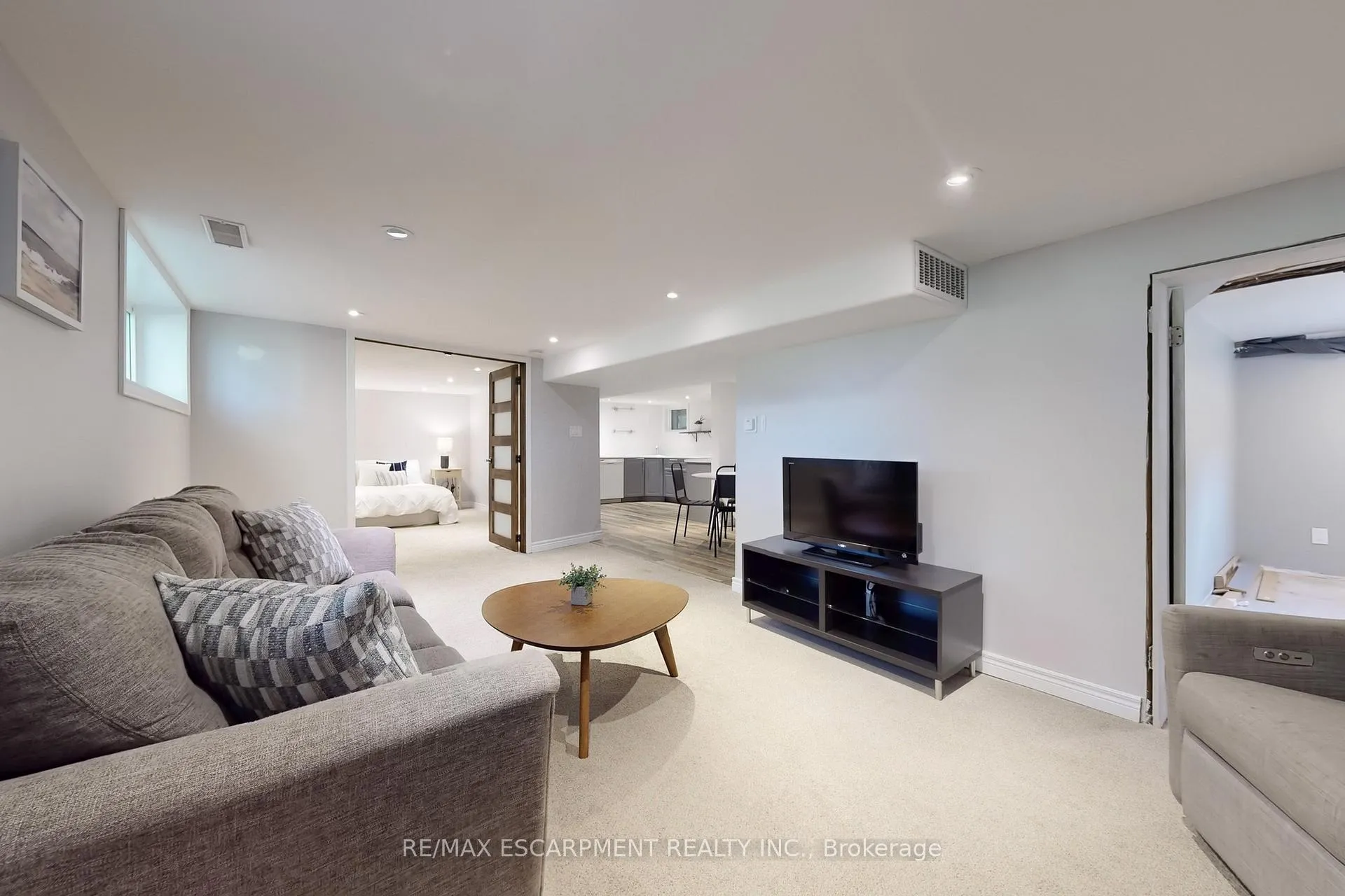 Photo 28 of 14 Algonquin Avenue, Hamilton, Greensville — HOMEH