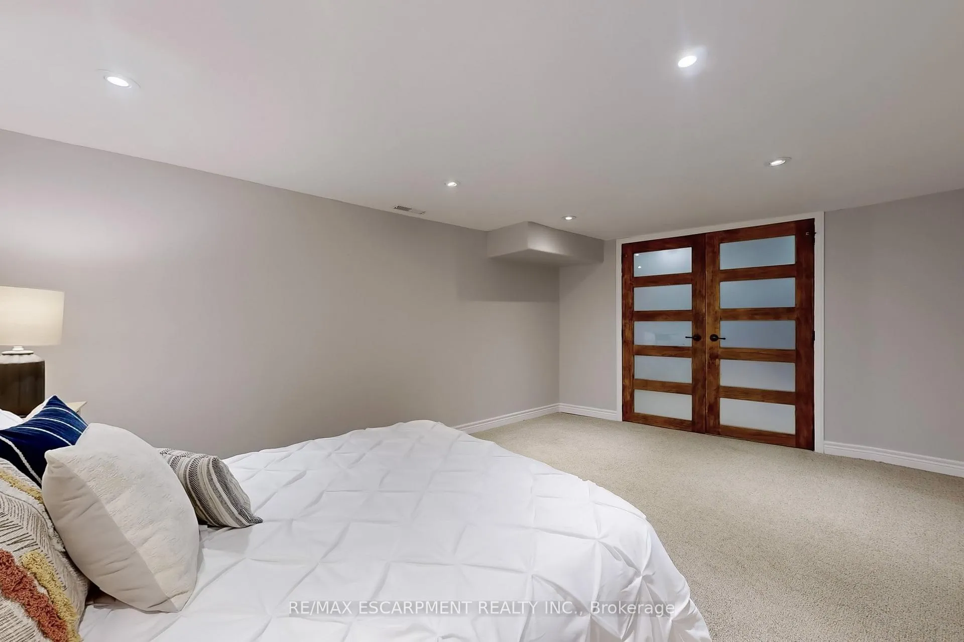 Photo 34 of 14 Algonquin Avenue, Hamilton, Greensville — HOMEH