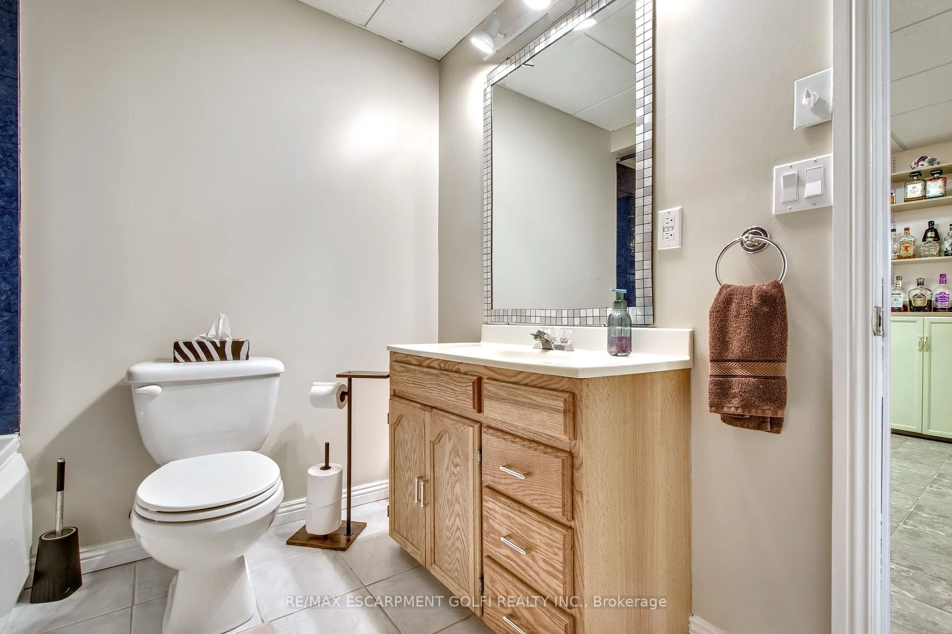 Photo 26 of 12 Woodside Square, Pelham, Fonthill — HOMEH