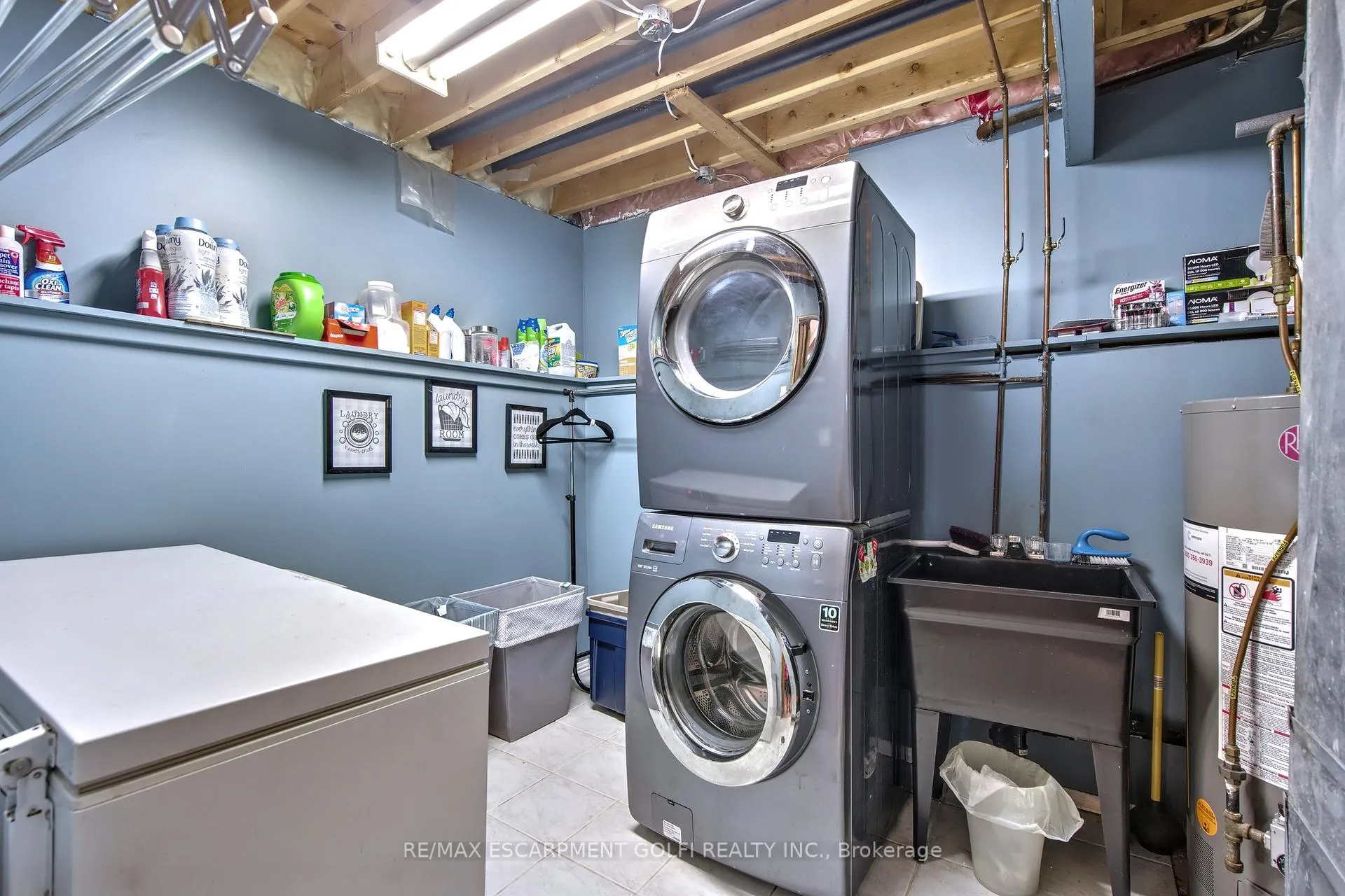 Photo 28 of 12 Woodside Square, Pelham, Fonthill — HOMEH
