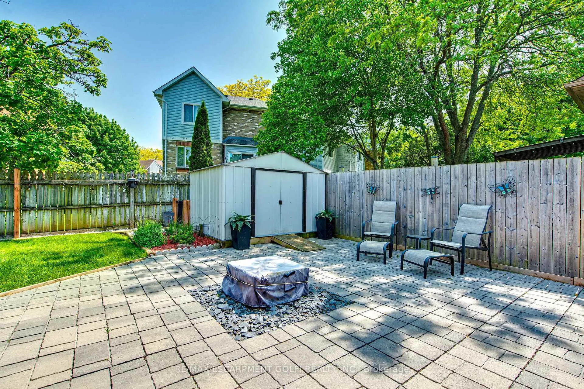 Photo 33 of 12 Woodside Square, Pelham, Fonthill — HOMEH