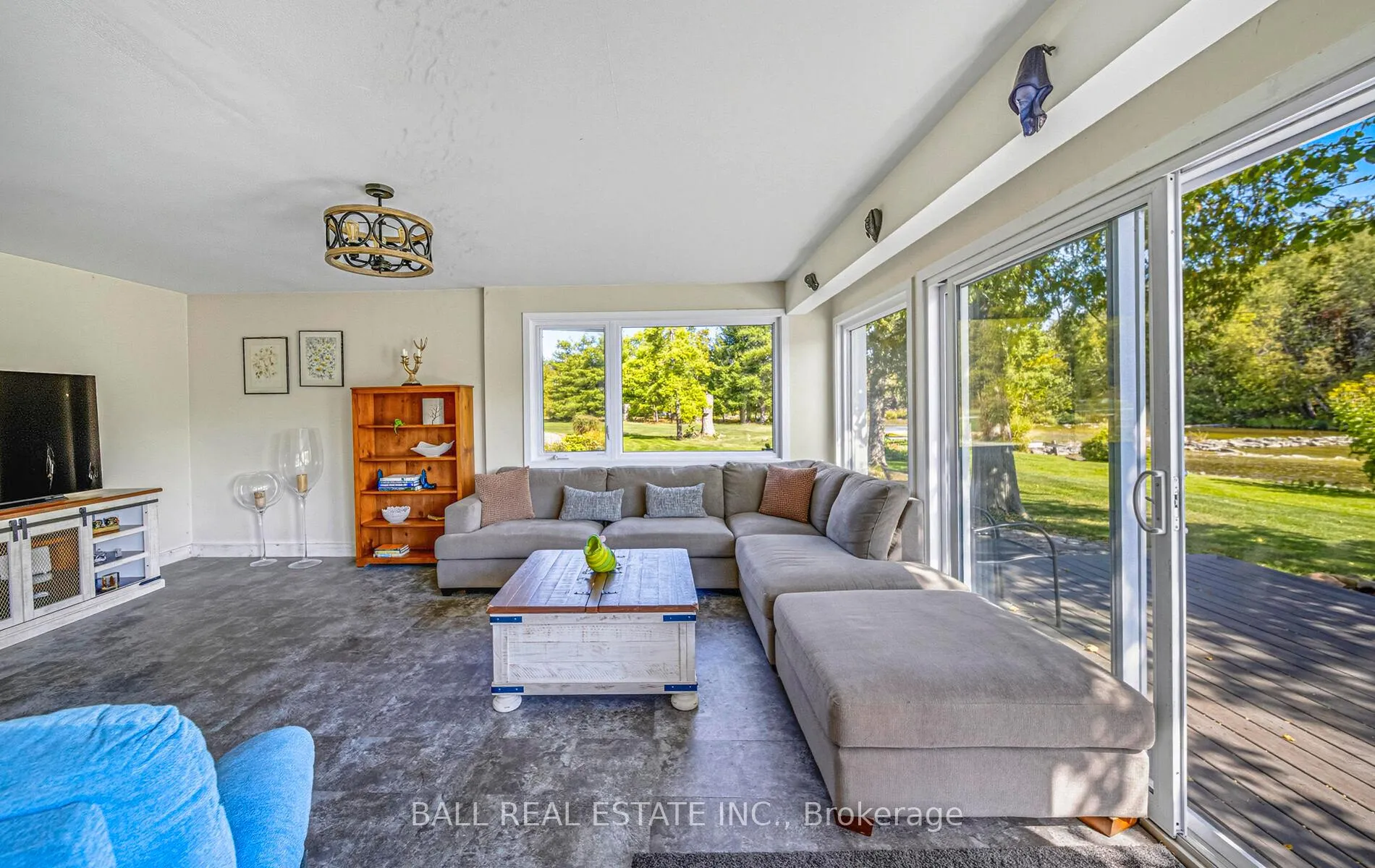 Photo 5 of 497 Sawmill Road, Douro-Dummer — HOMEH