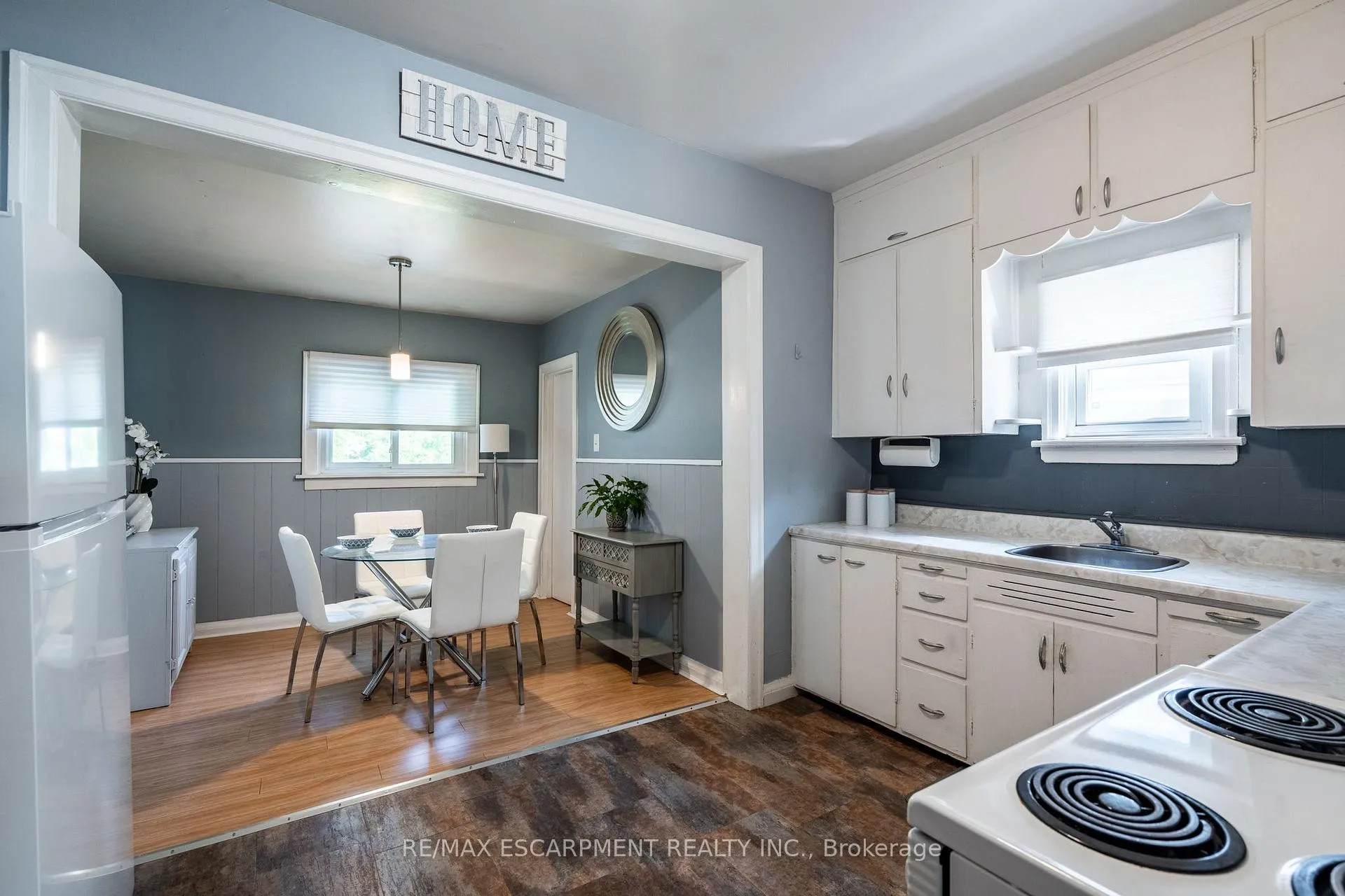 Photo 15 of 153 East 5th Street, Hamilton, Centremount — HOMEH