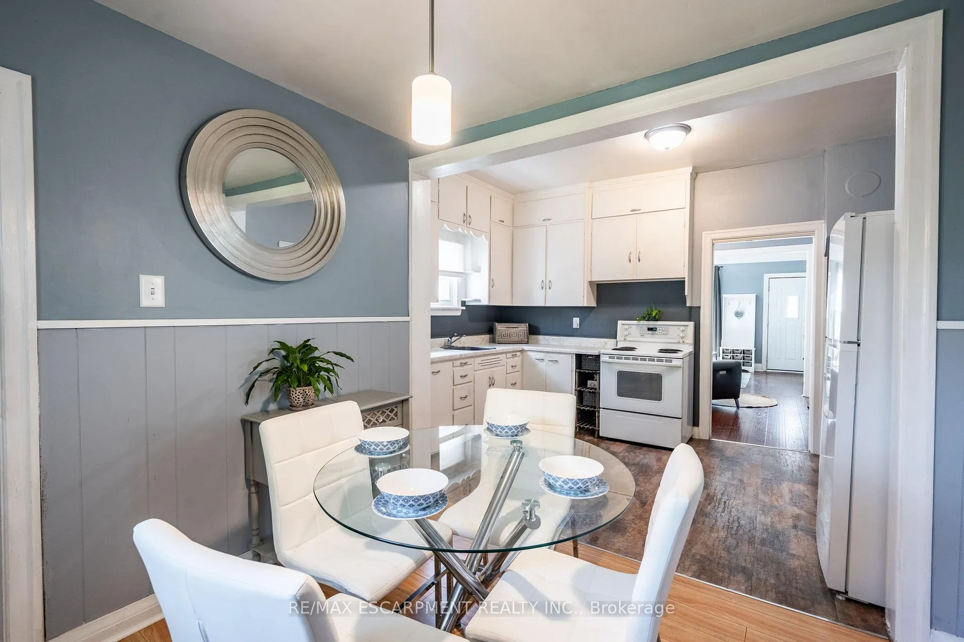 Photo 20 of 153 East 5th Street, Hamilton, Centremount — HOMEH