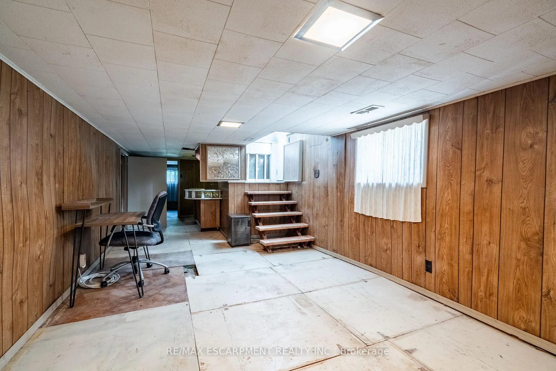 Photo 26 of 153 East 5th Street, Hamilton, Centremount — HOMEH