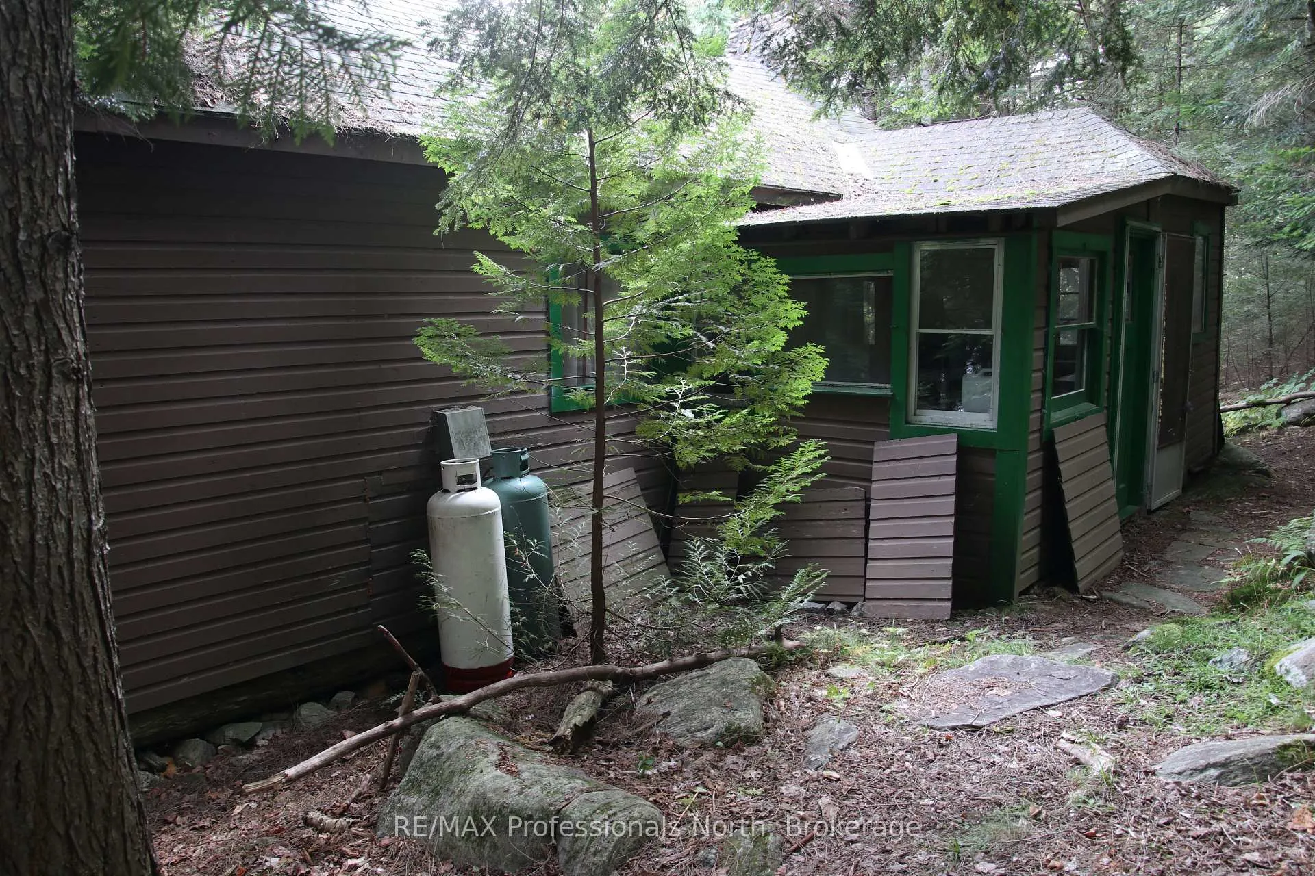 Photo 4 of APL1450 1115 Rock Lake Road, South Algonquin — HOMEH
