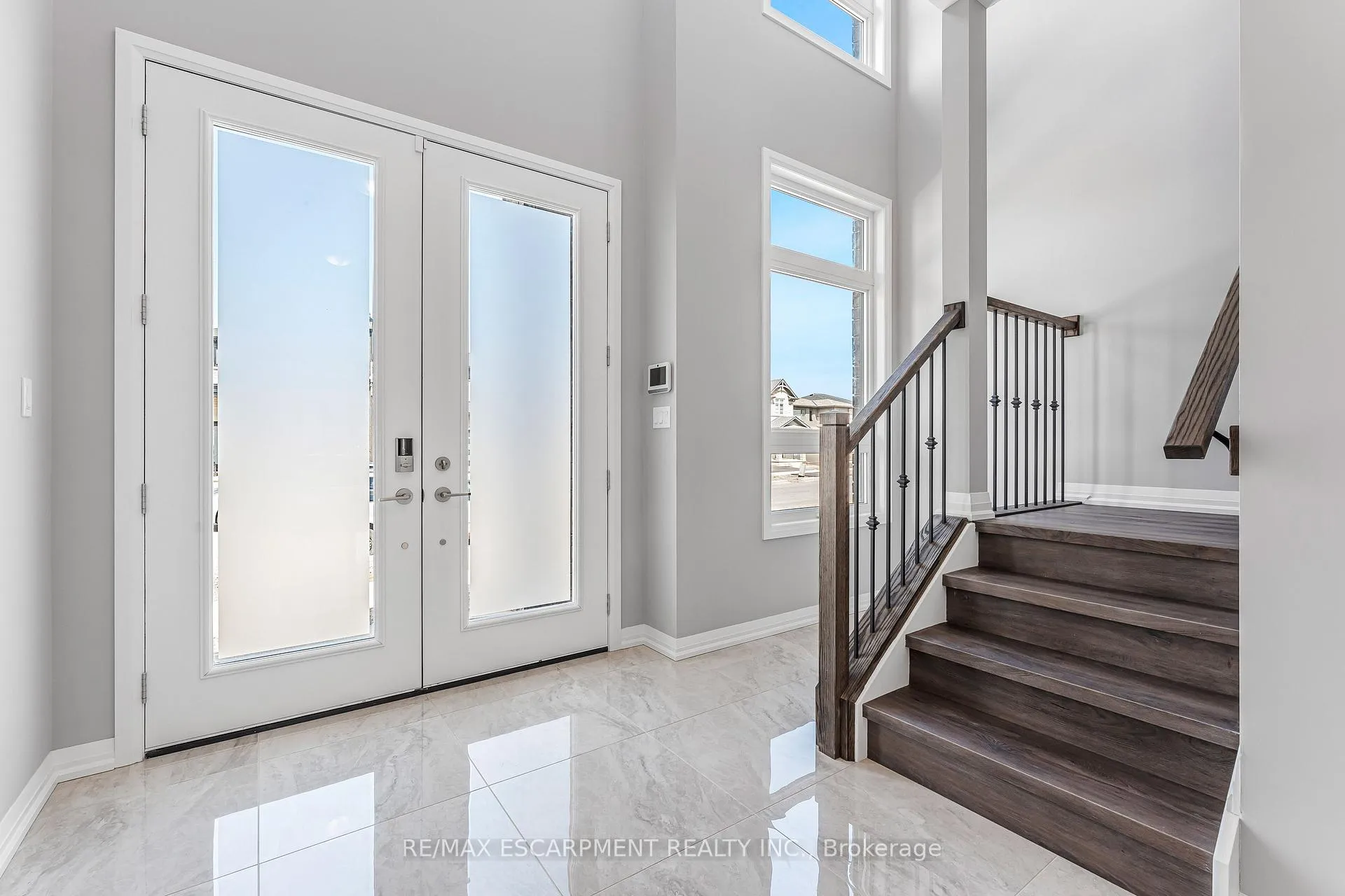 Photo 2 of 90 Acacia Road, Pelham, Fonthill — HOMEH