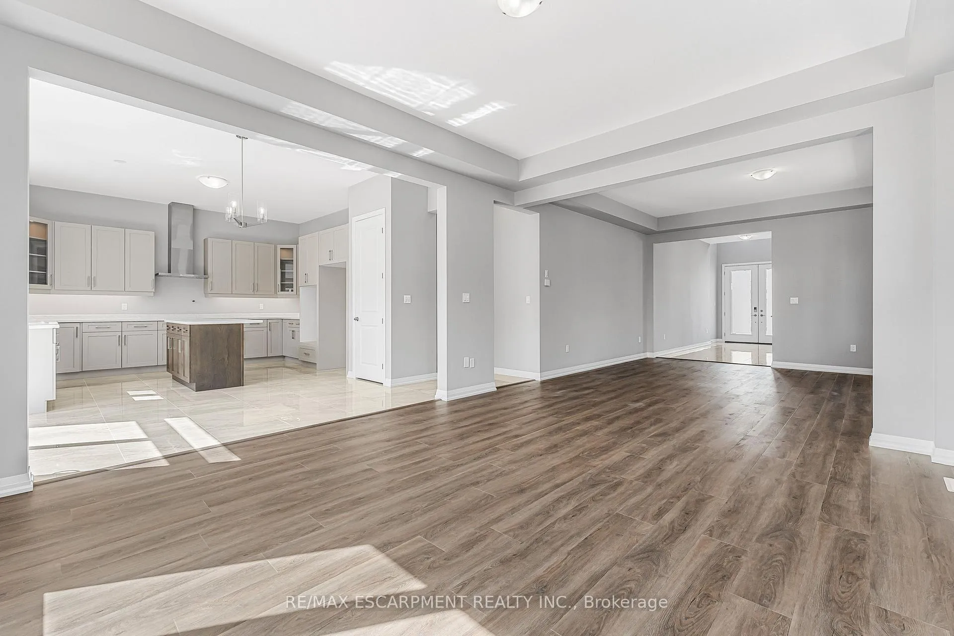 Photo 14 of 90 Acacia Road, Pelham, Fonthill — HOMEH