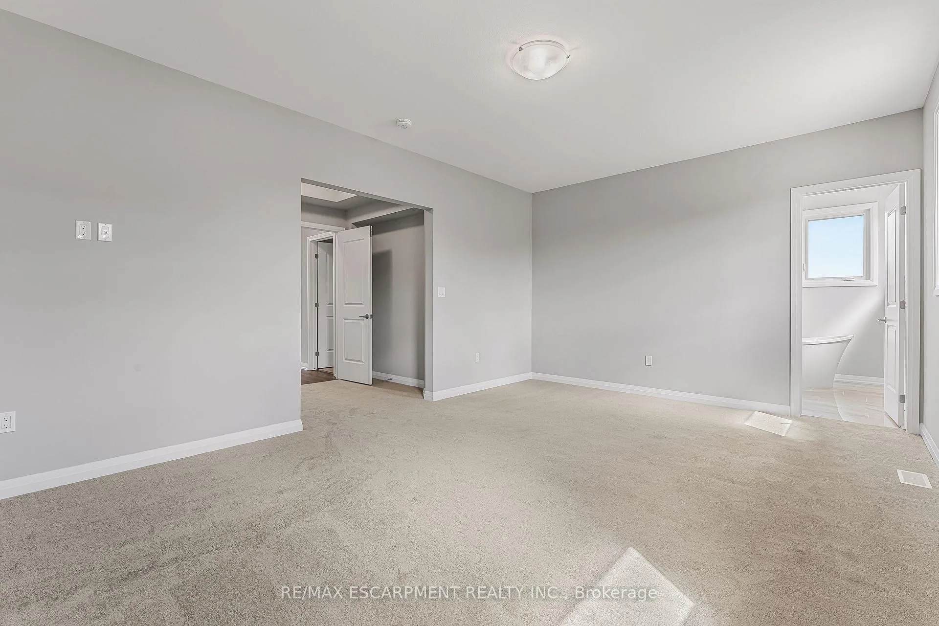 Photo 39 of 90 Acacia Road, Pelham, Fonthill — HOMEH