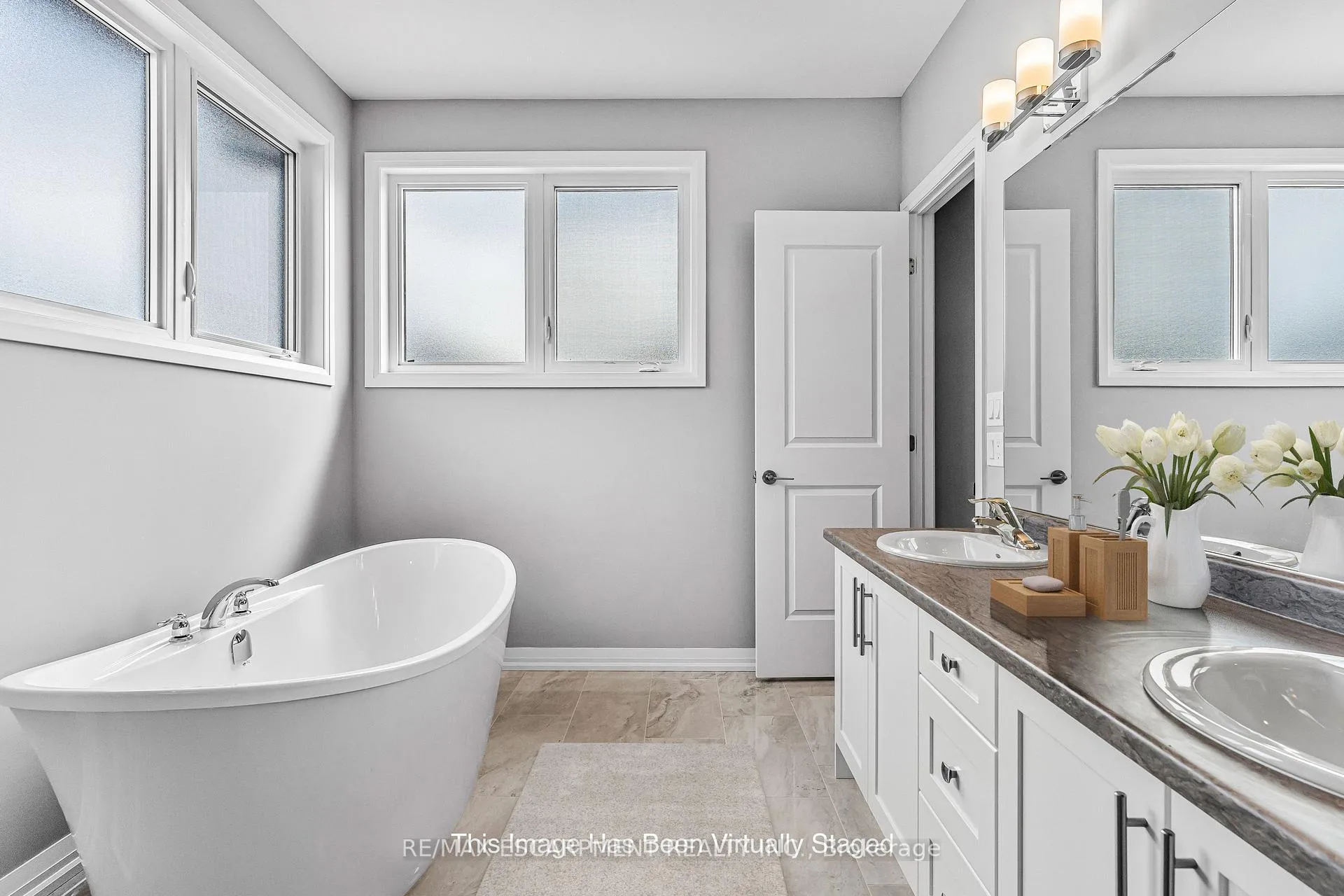 Photo 42 of 90 Acacia Road, Pelham, Fonthill — HOMEH
