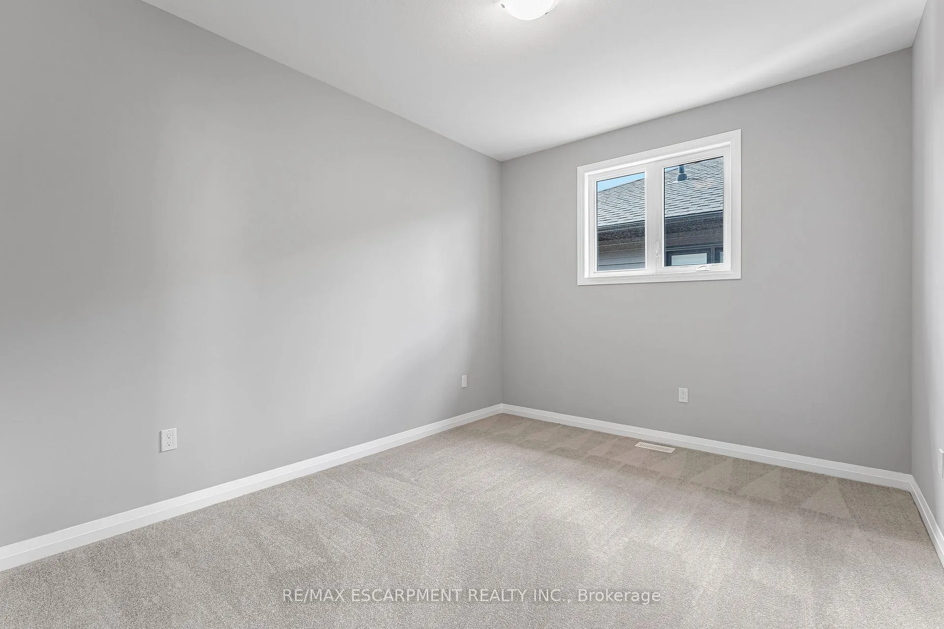 Photo 44 of 90 Acacia Road, Pelham, Fonthill — HOMEH