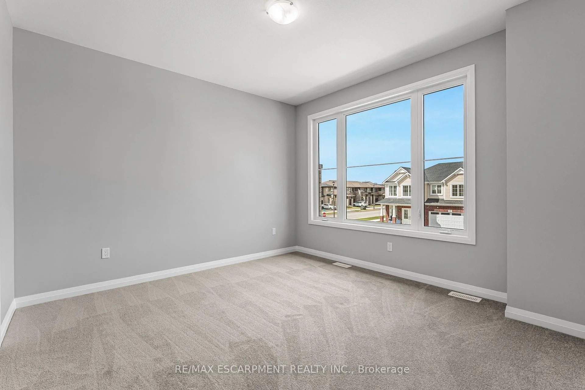 Photo 45 of 90 Acacia Road, Pelham, Fonthill — HOMEH