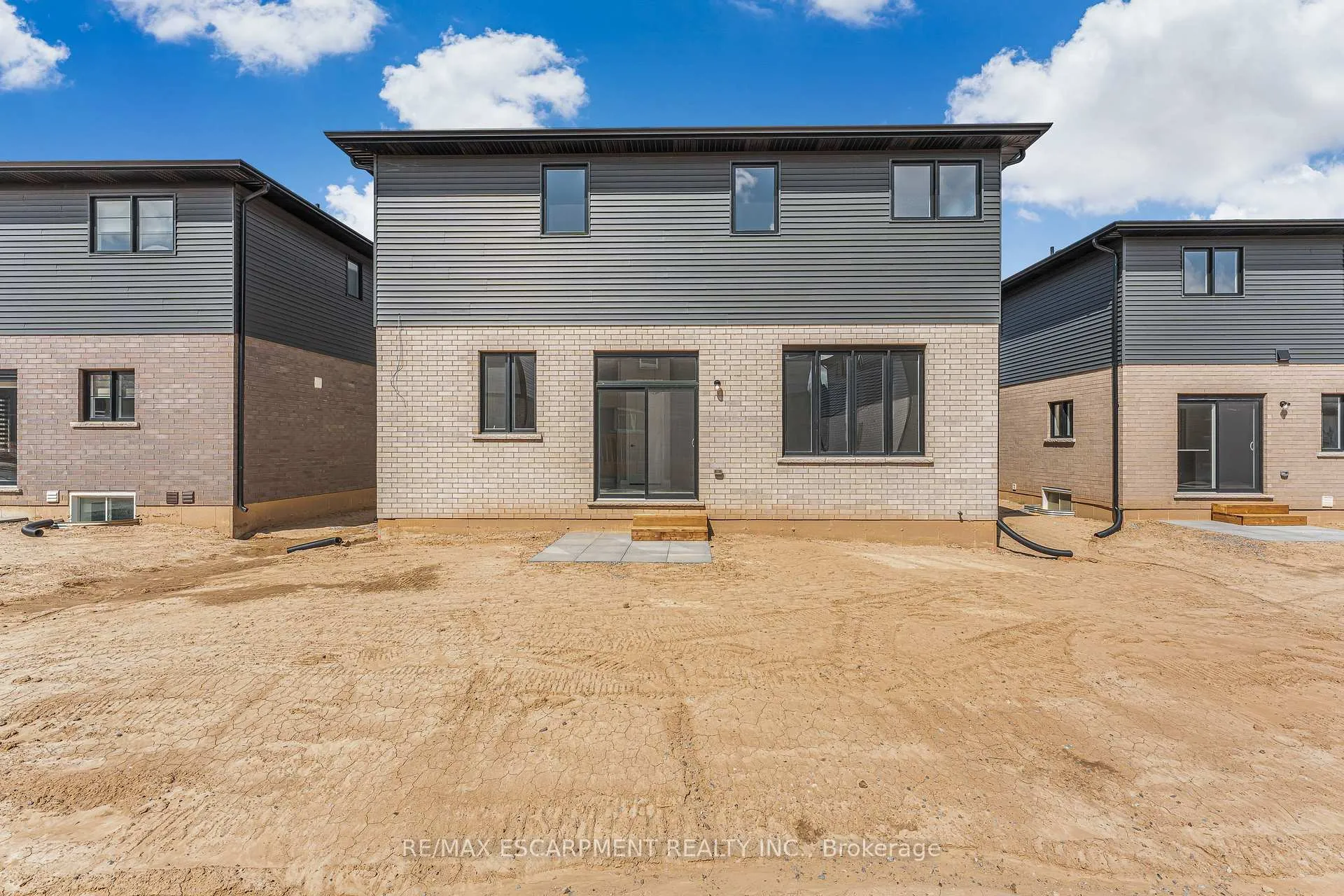 Photo 49 of 90 Acacia Road, Pelham, Fonthill — HOMEH