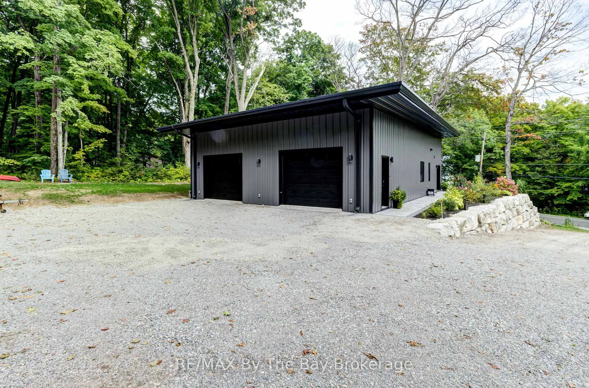 Photo 15 of 1584 Champlain Road, Tiny, Rural Tiny — HOMEH
