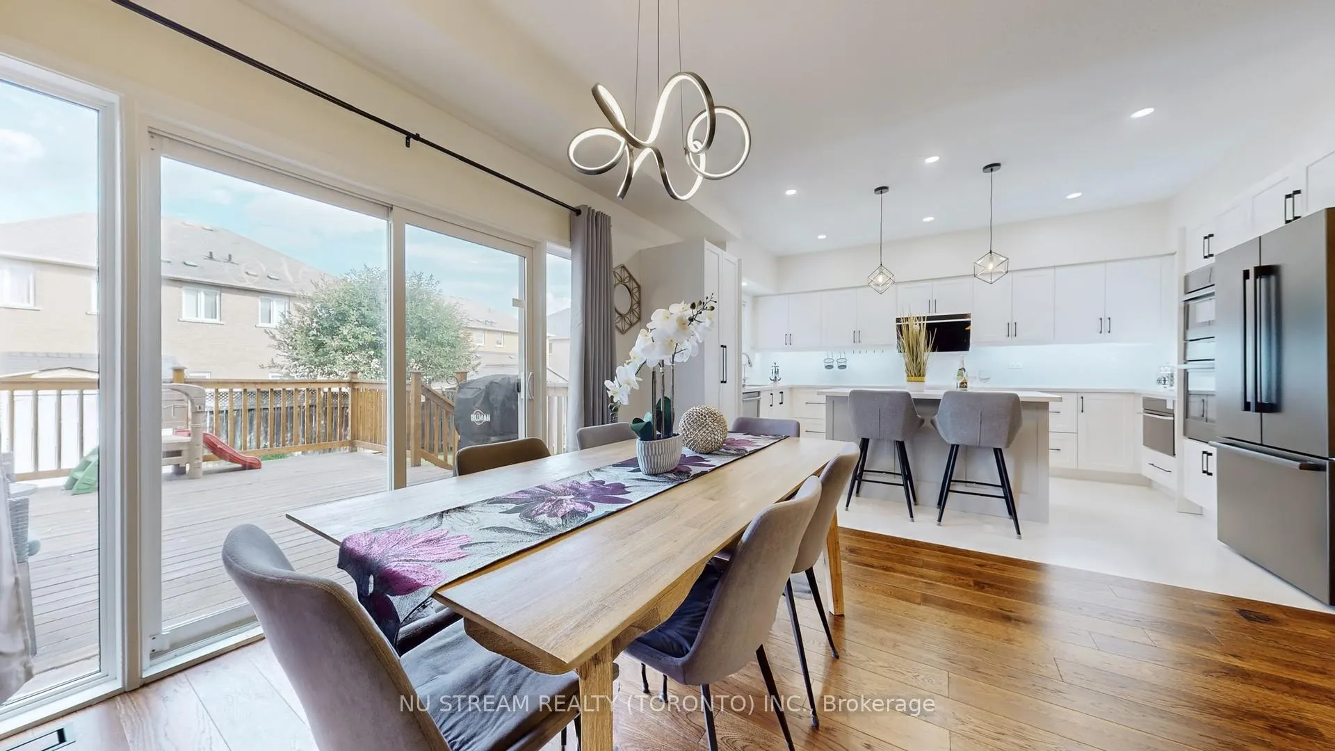 Photo 10 of 29 Todman Lane, Markham, Wismer — HOMEH