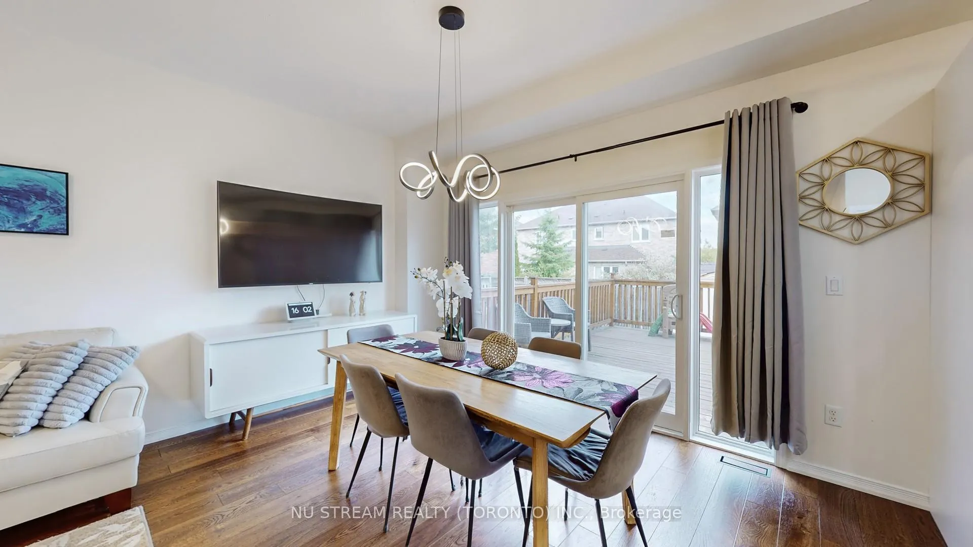 Photo 11 of 29 Todman Lane, Markham, Wismer — HOMEH