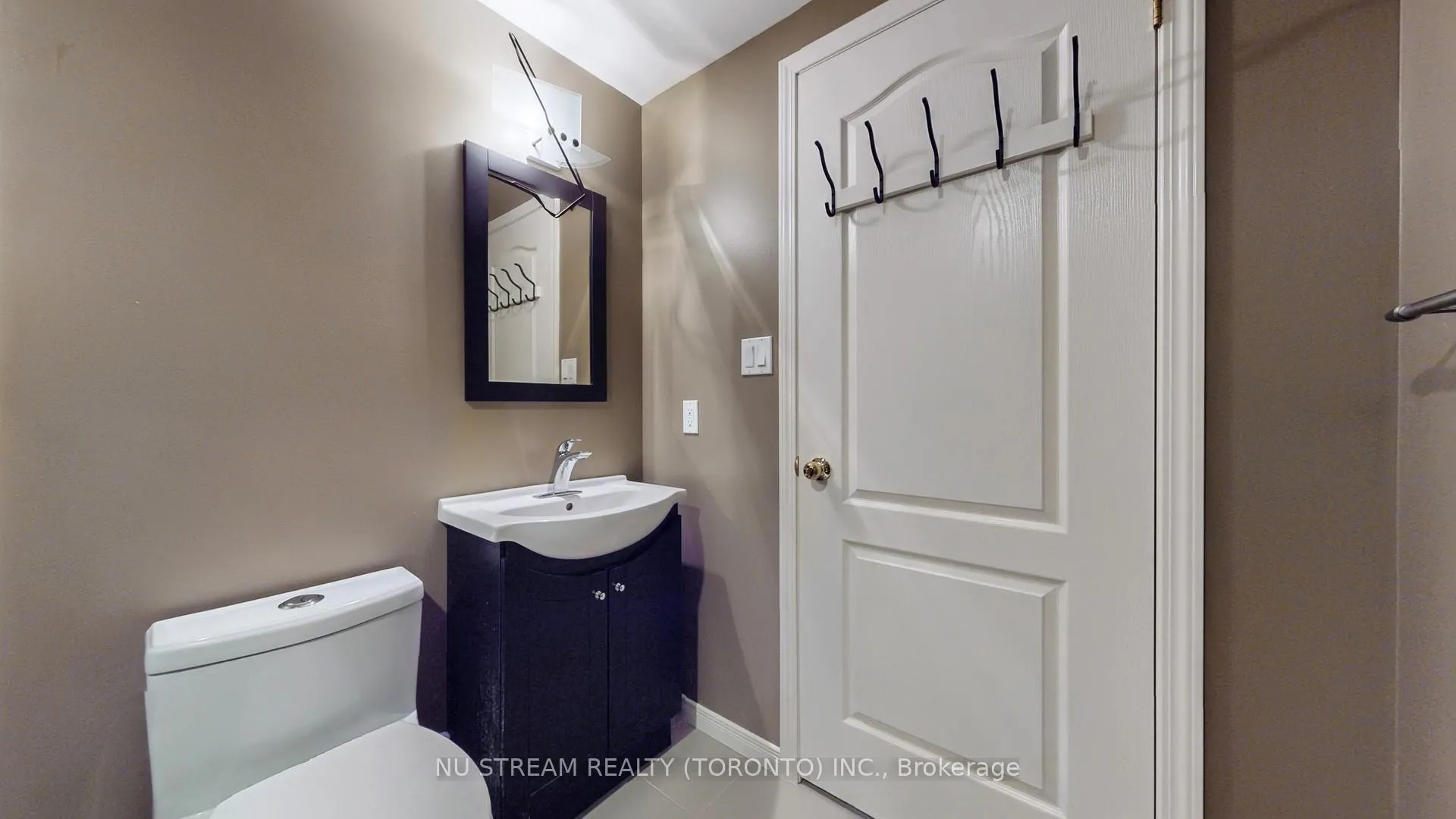 Photo 41 of 29 Todman Lane, Markham, Wismer — HOMEH
