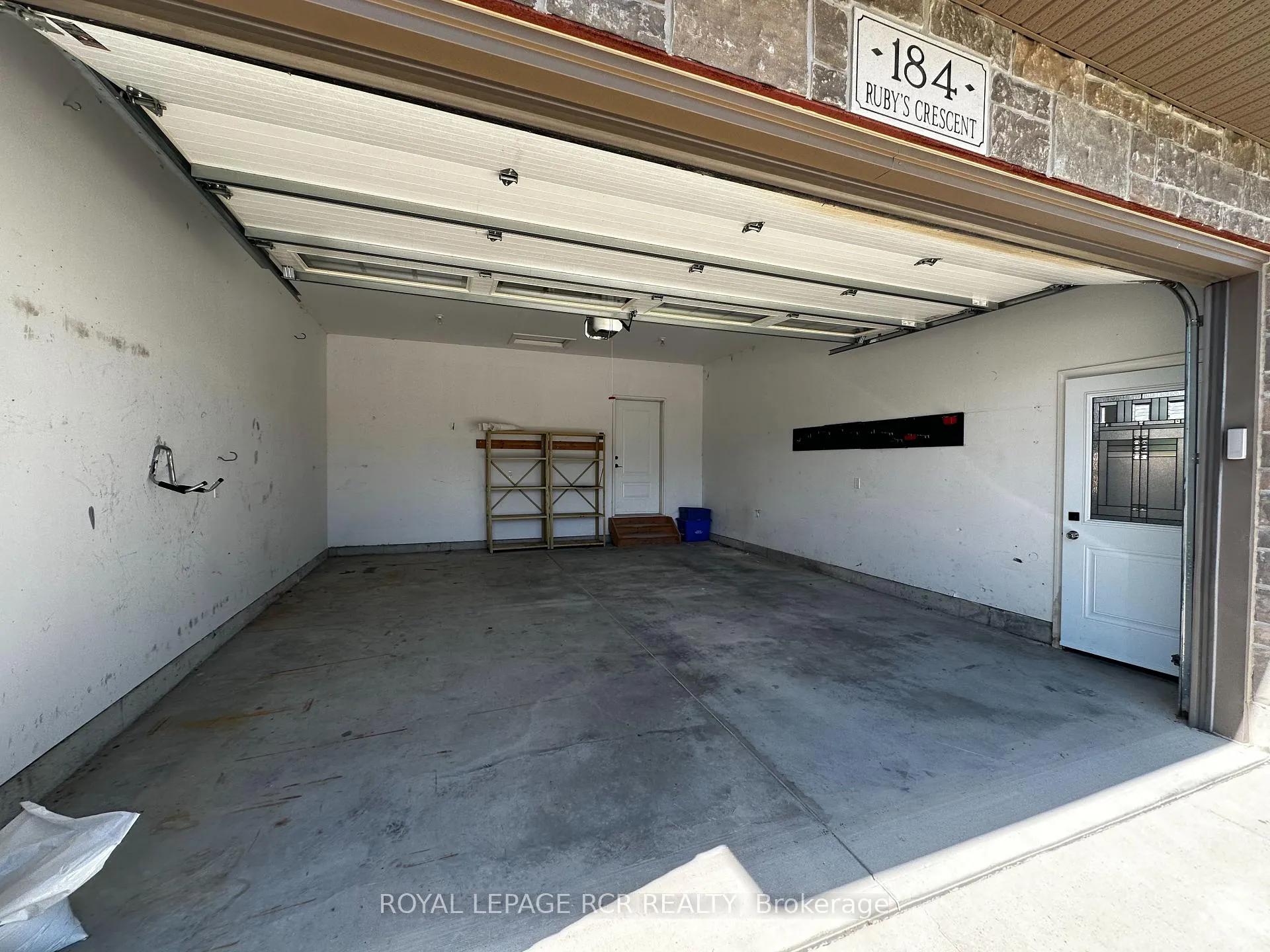 Photo 4 of 184 Ruby's Crescent E, Wellington North, Mount Forest — HOMEH