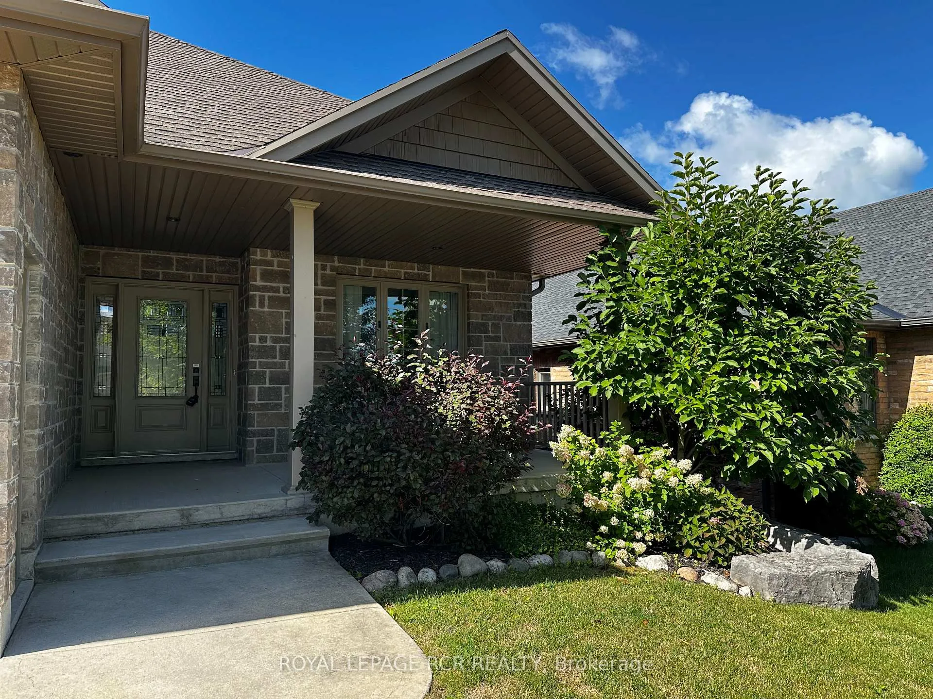 Photo 7 of 184 Ruby's Crescent E, Wellington North, Mount Forest — HOMEH