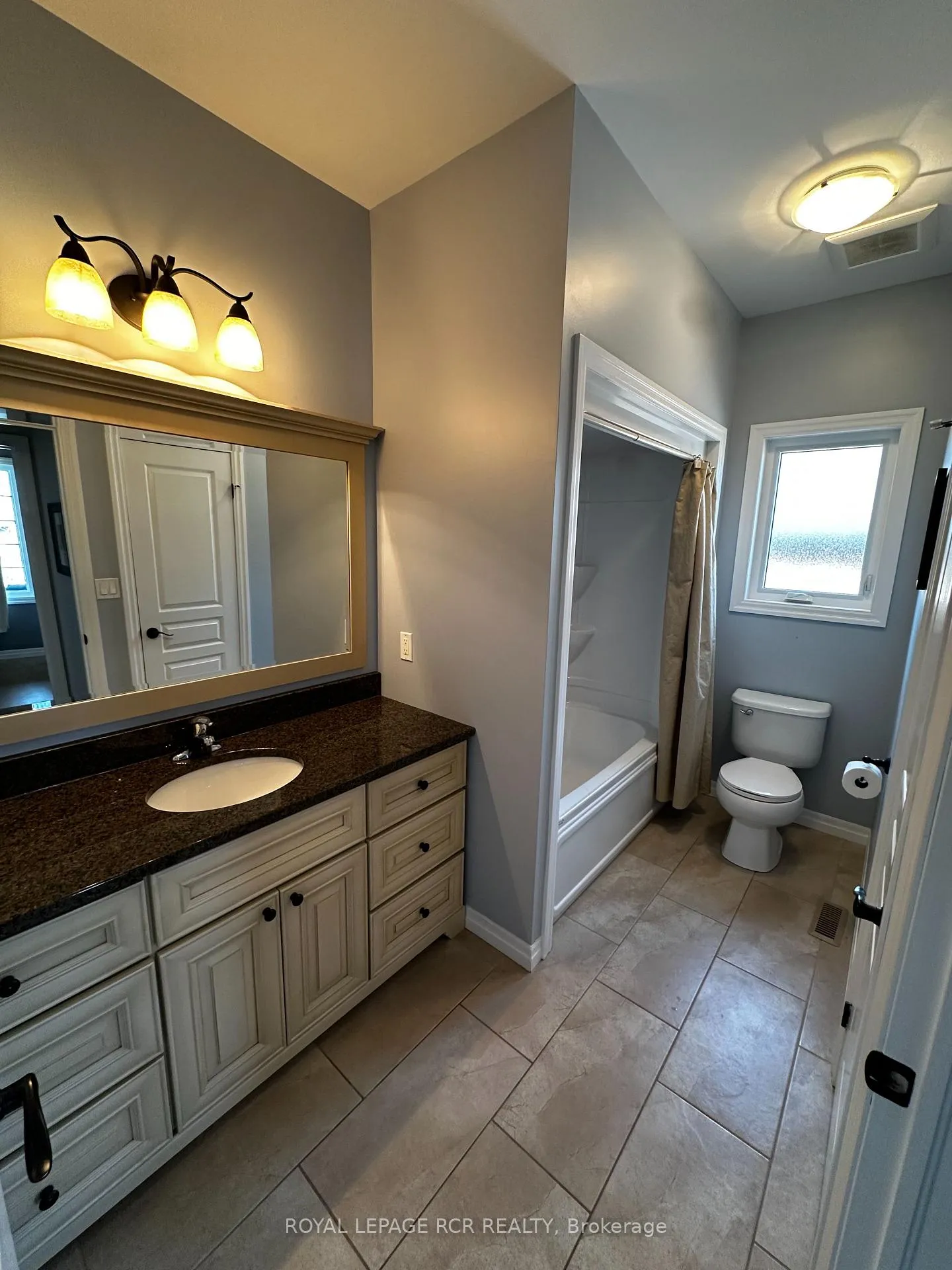 Photo 17 of 184 Ruby's Crescent E, Wellington North, Mount Forest — HOMEH