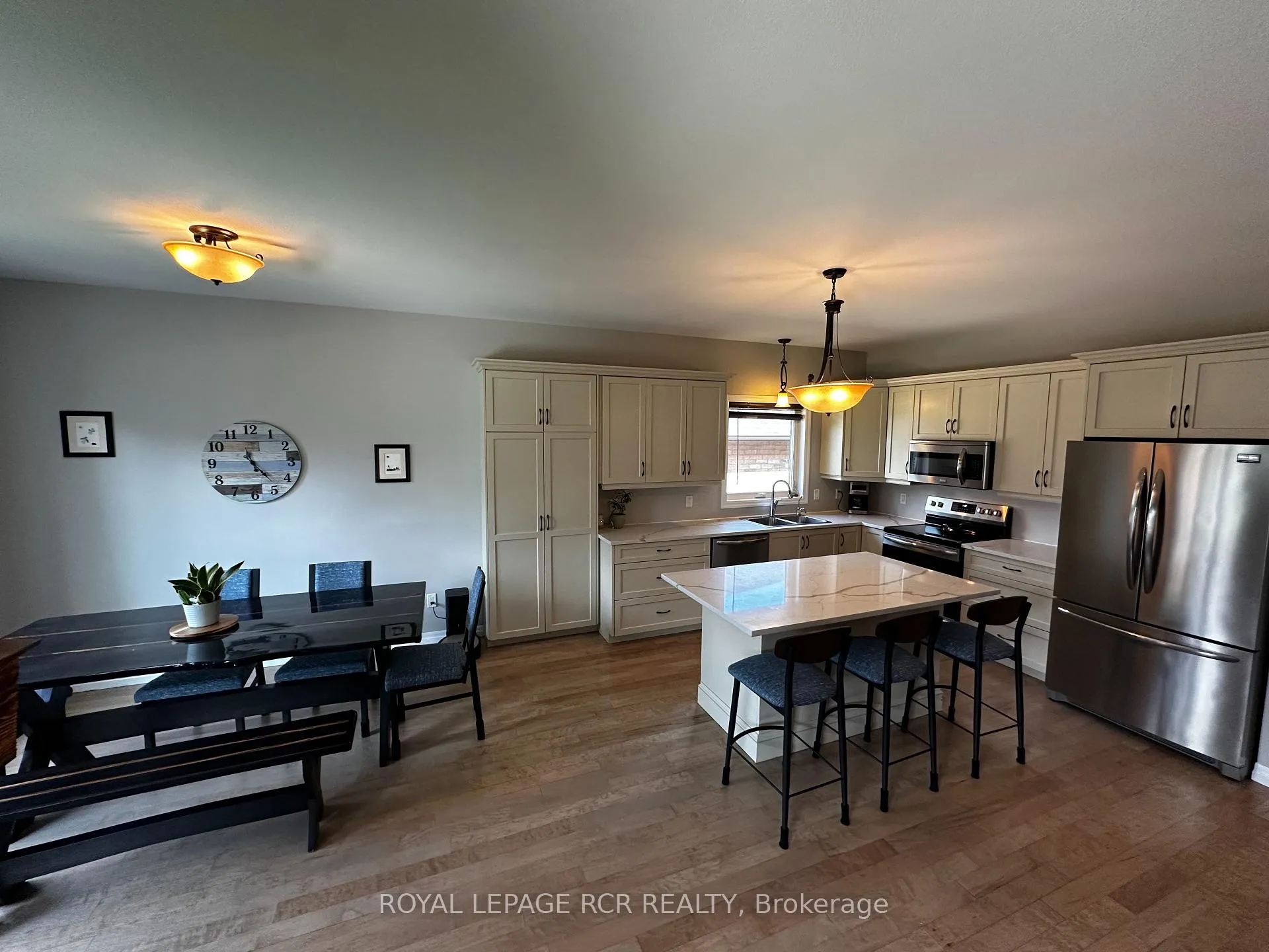 Photo 24 of 184 Ruby's Crescent E, Wellington North, Mount Forest — HOMEH