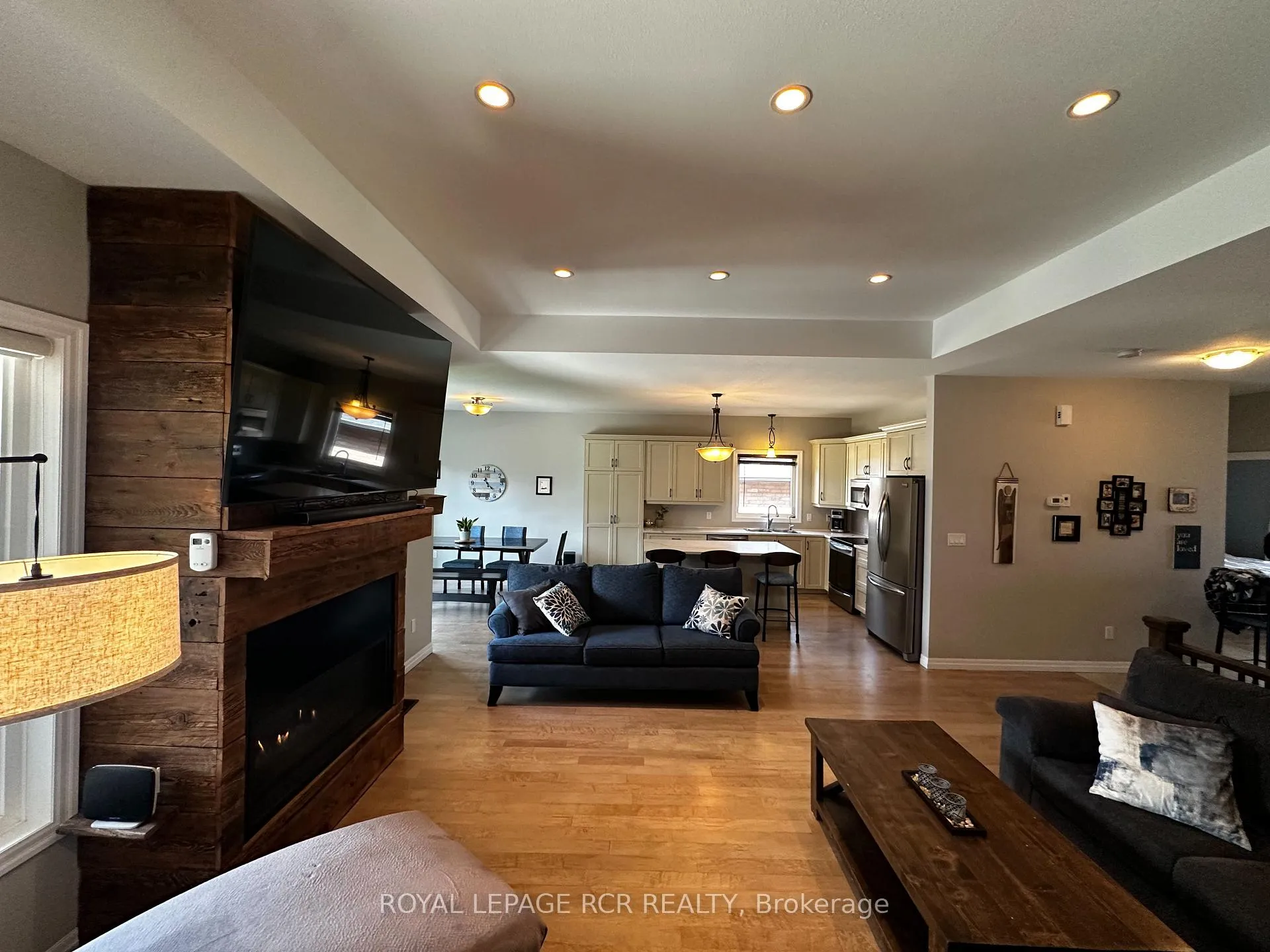 Photo 26 of 184 Ruby's Crescent E, Wellington North, Mount Forest — HOMEH