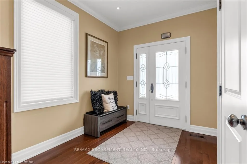 Photo 3 of 1705 Upper Wellington Street, Hamilton, Ryckmans — HOMEH