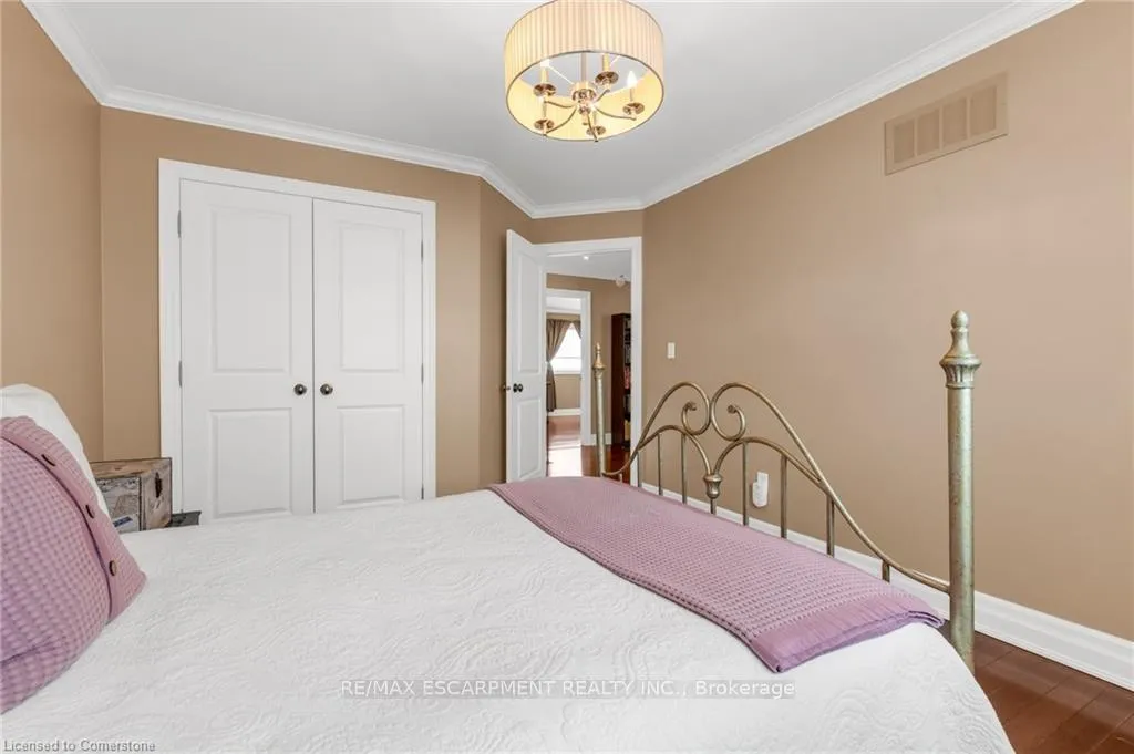Photo 30 of 1705 Upper Wellington Street, Hamilton, Ryckmans — HOMEH