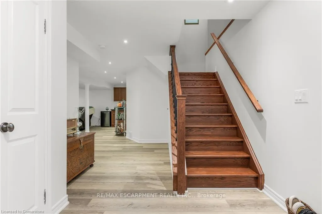 Photo 31 of 1705 Upper Wellington Street, Hamilton, Ryckmans — HOMEH