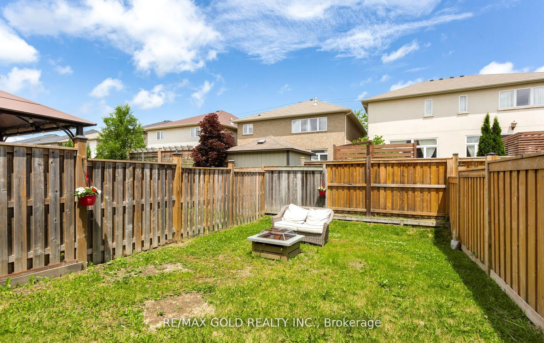 Photo 45 of 43 Waterbridge Street, Hamilton, Stoney Creek — HOMEH