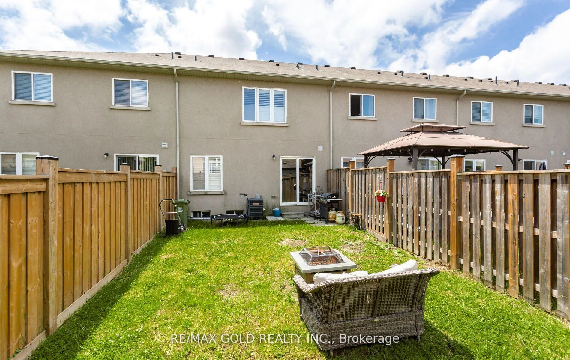 Photo 46 of 43 Waterbridge Street, Hamilton, Stoney Creek — HOMEH