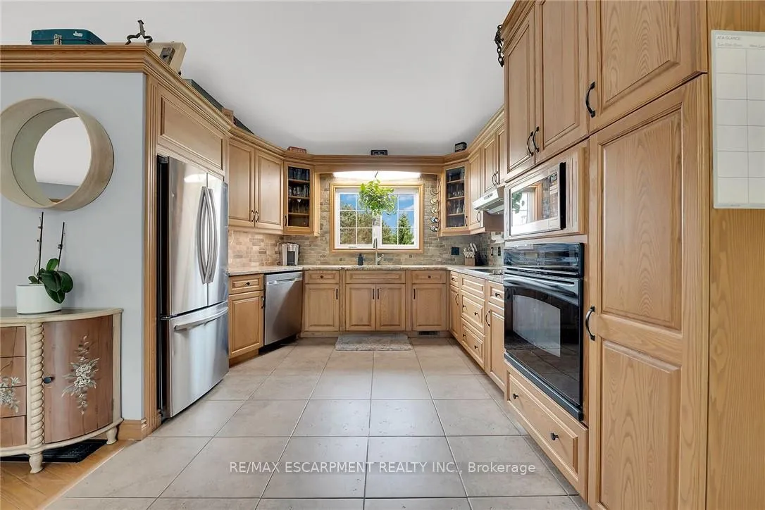 Photo 6 of 1442 River Road, Haldimand — HOMEH