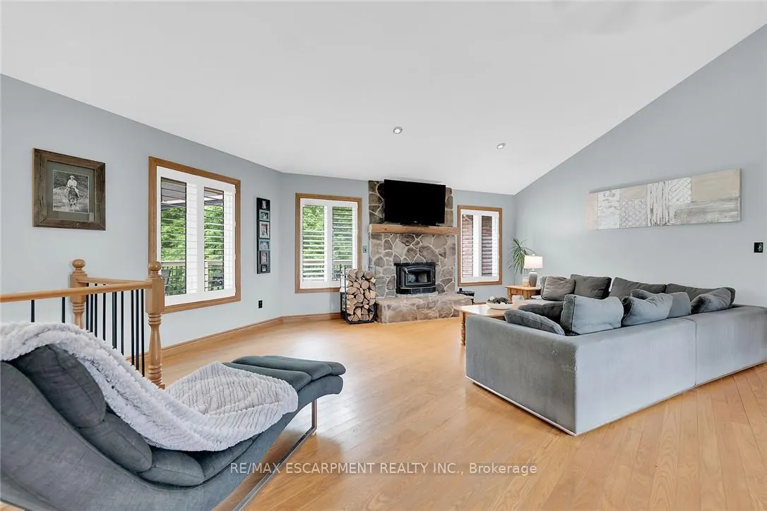 Photo 10 of 1442 River Road, Haldimand — HOMEH