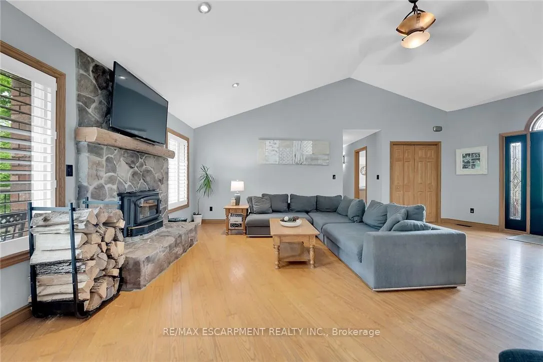 Photo 11 of 1442 River Road, Haldimand — HOMEH