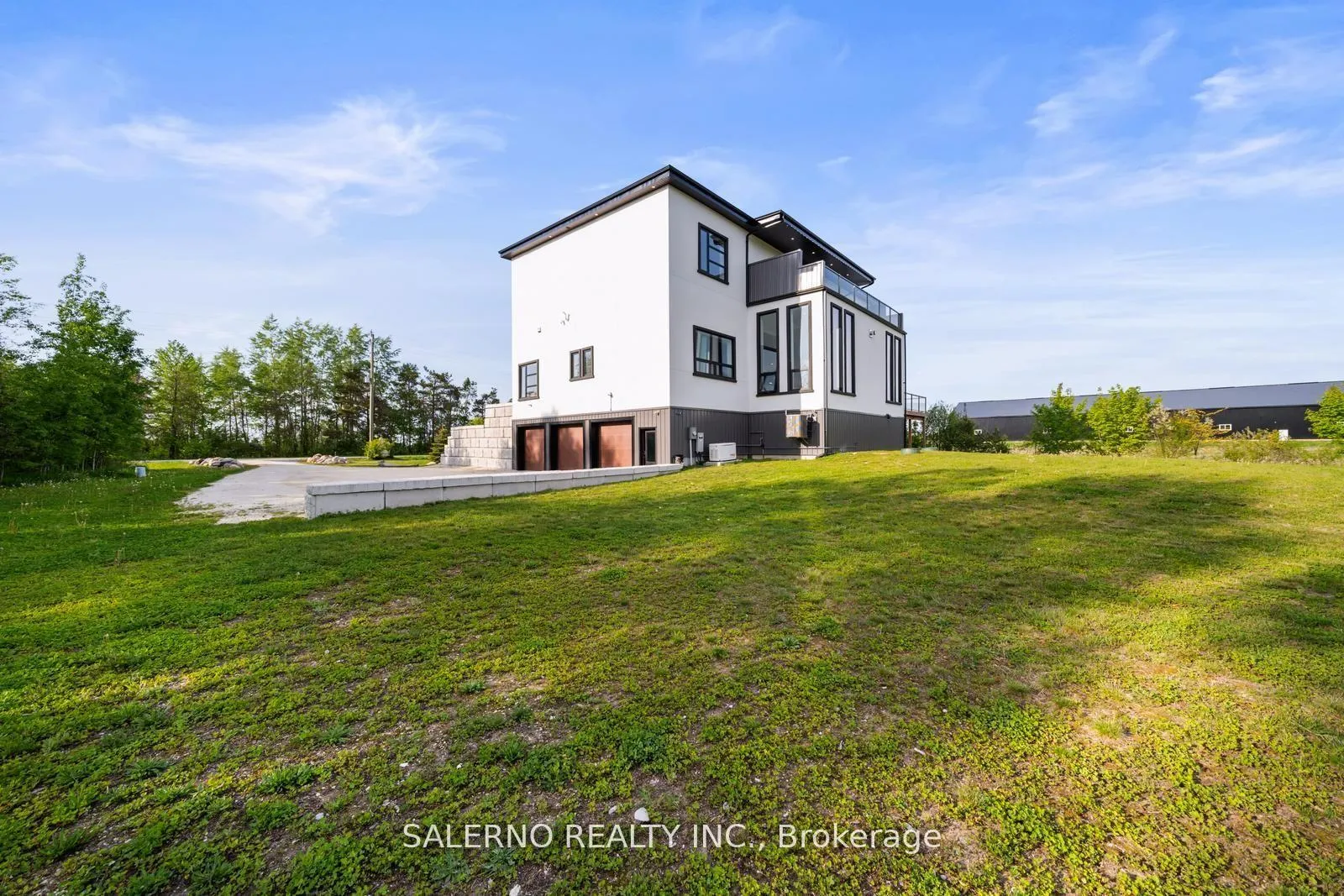 Photo 47 of 6903 36/37 Nottawasaga Side Road E, Clearview, Nottawa — HOMEH