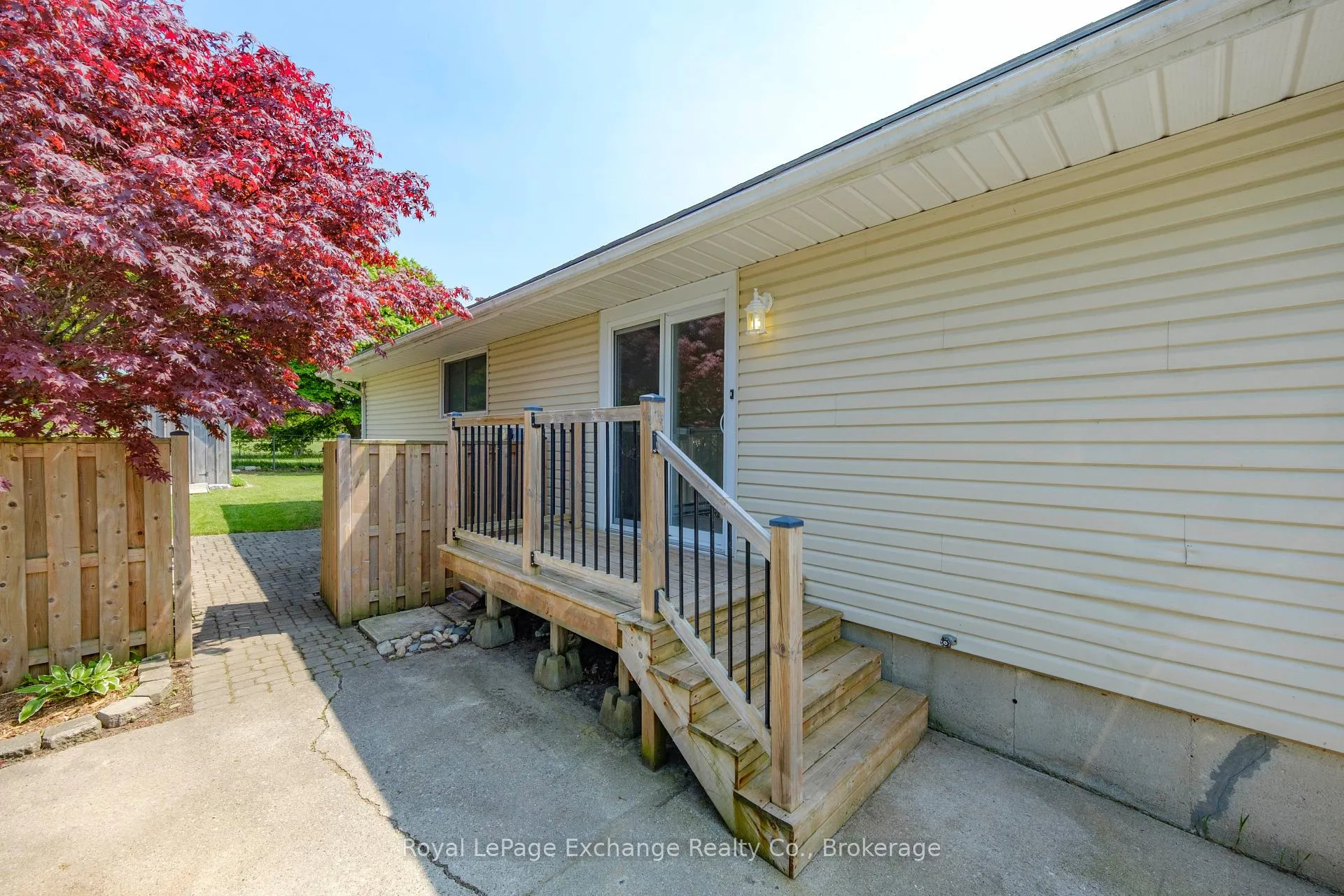 Photo 2 of 287 Queen Street, Kincardine — HOMEH