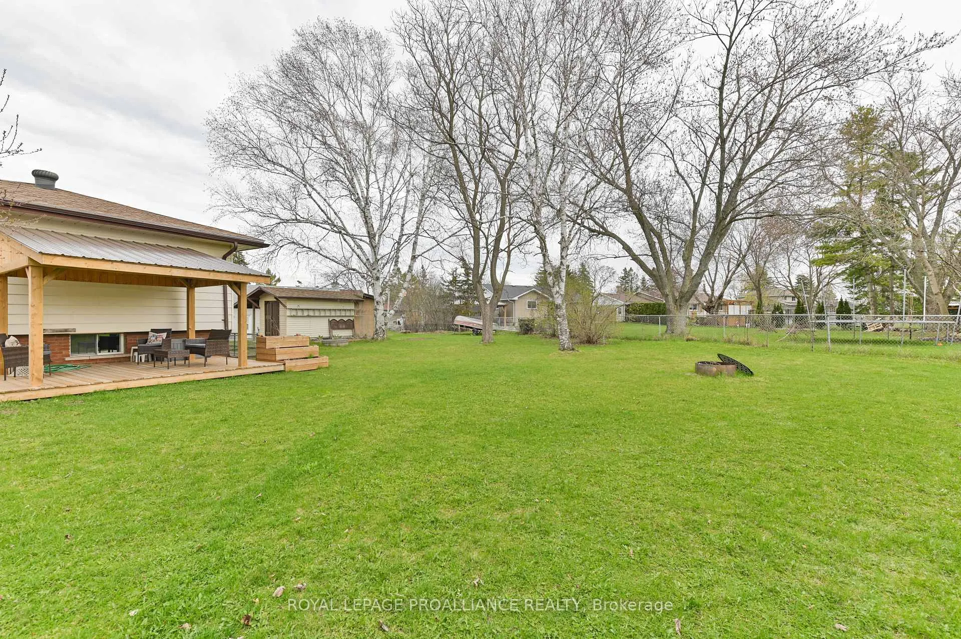 Photo 34 of 16 Thurlow Drive, Belleville, Belleville Ward — HOMEH